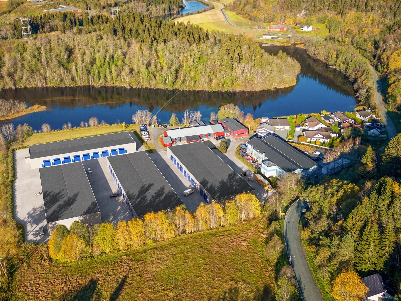 Kun 8 minutter kjøring fra E6 / Tiller Galleribilde