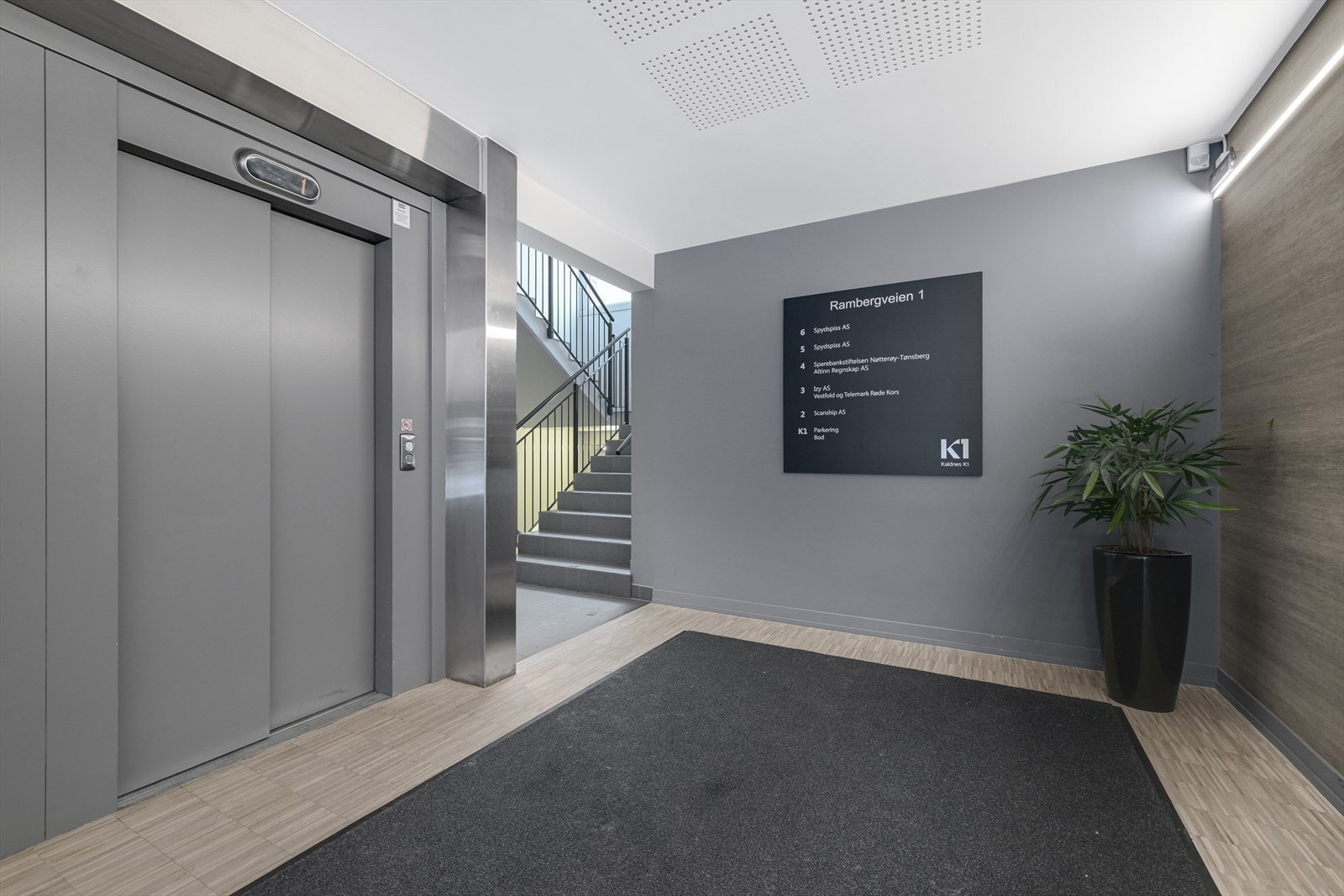 Inngangsparti Galleribilde