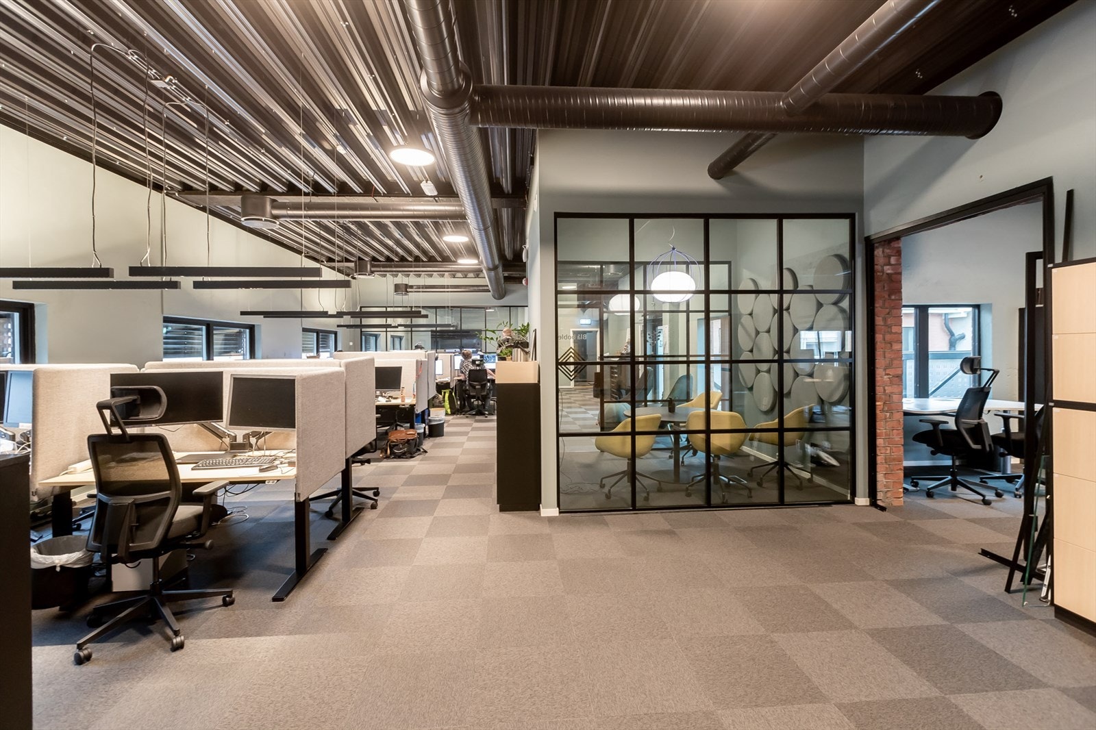 Jernbanegata-Eksempel innredet areal Galleribilde