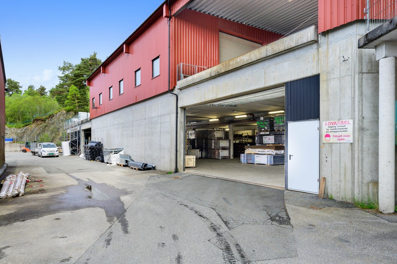 Kaldtlager over to plan.