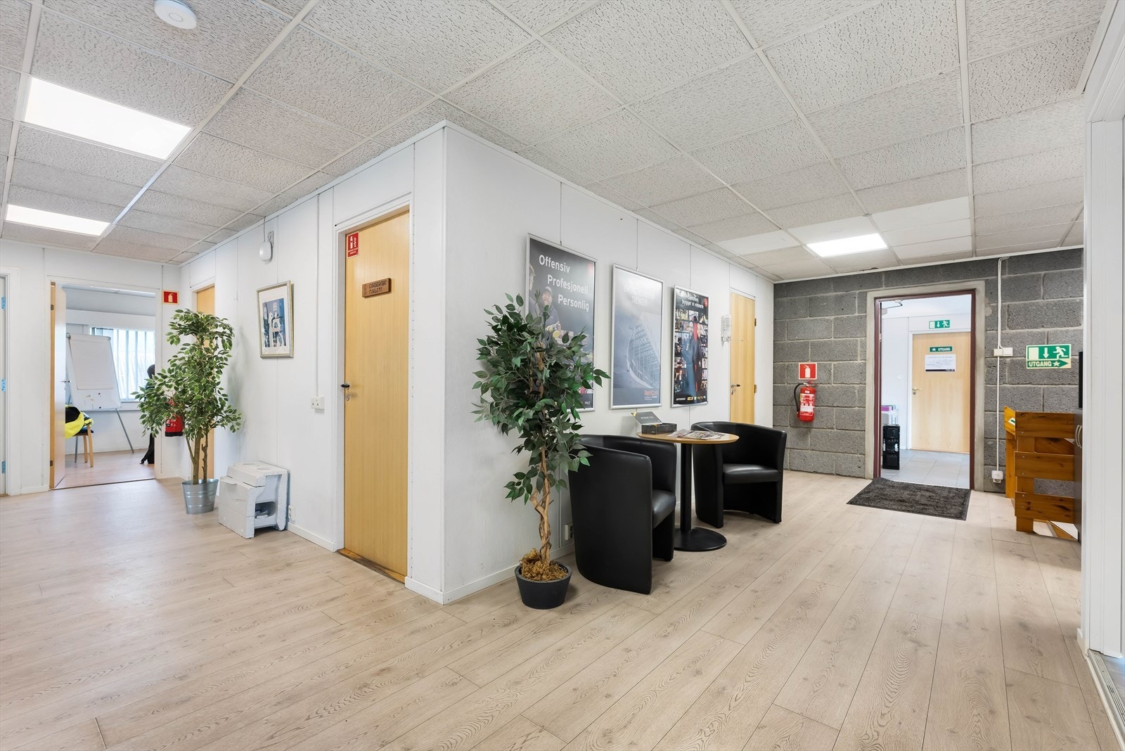 Kontorer i andre etasje.