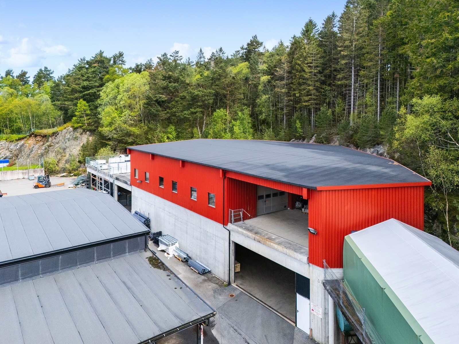 Kaldtlager over to plan.