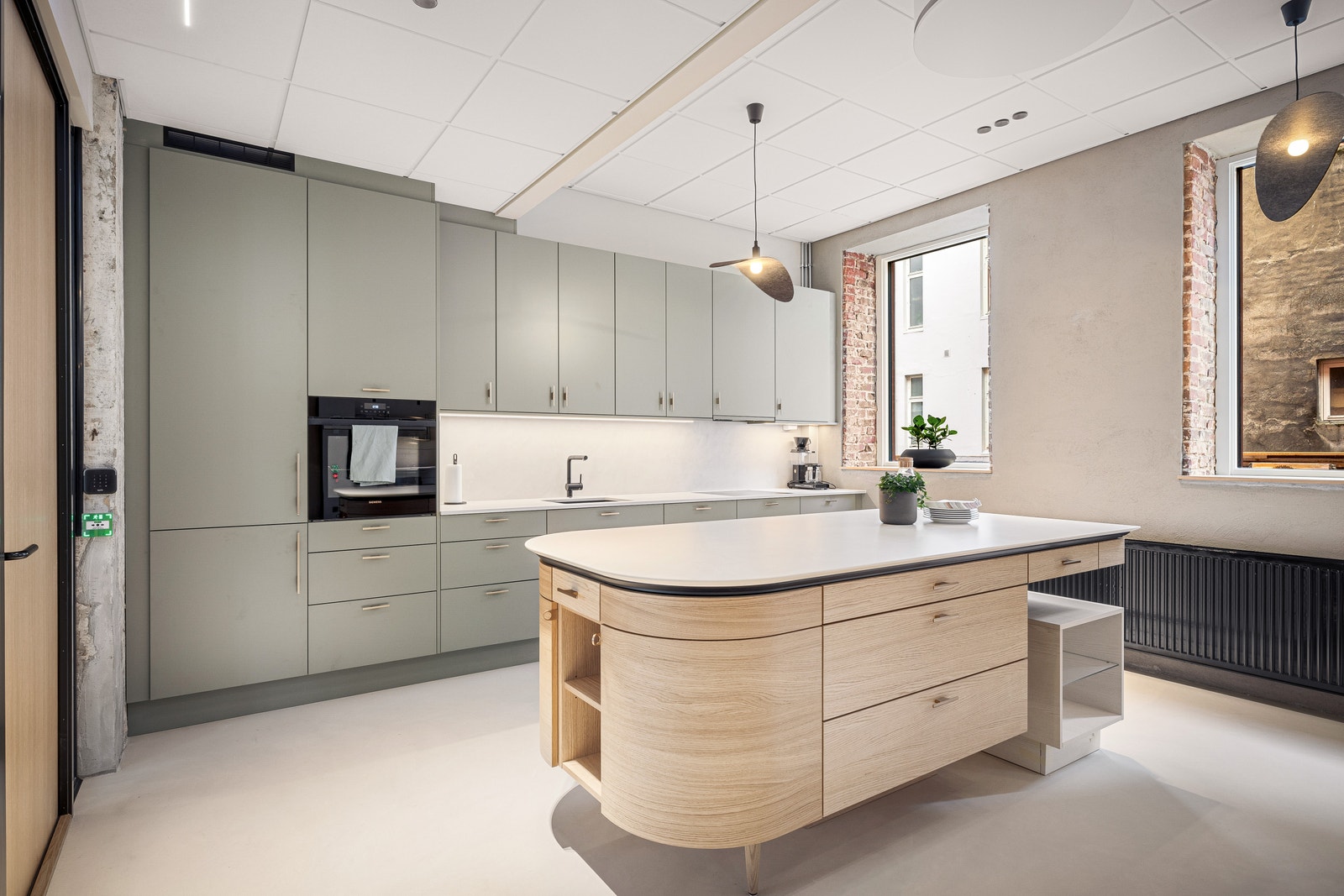 Kjøkken med spiseplass Galleribilde