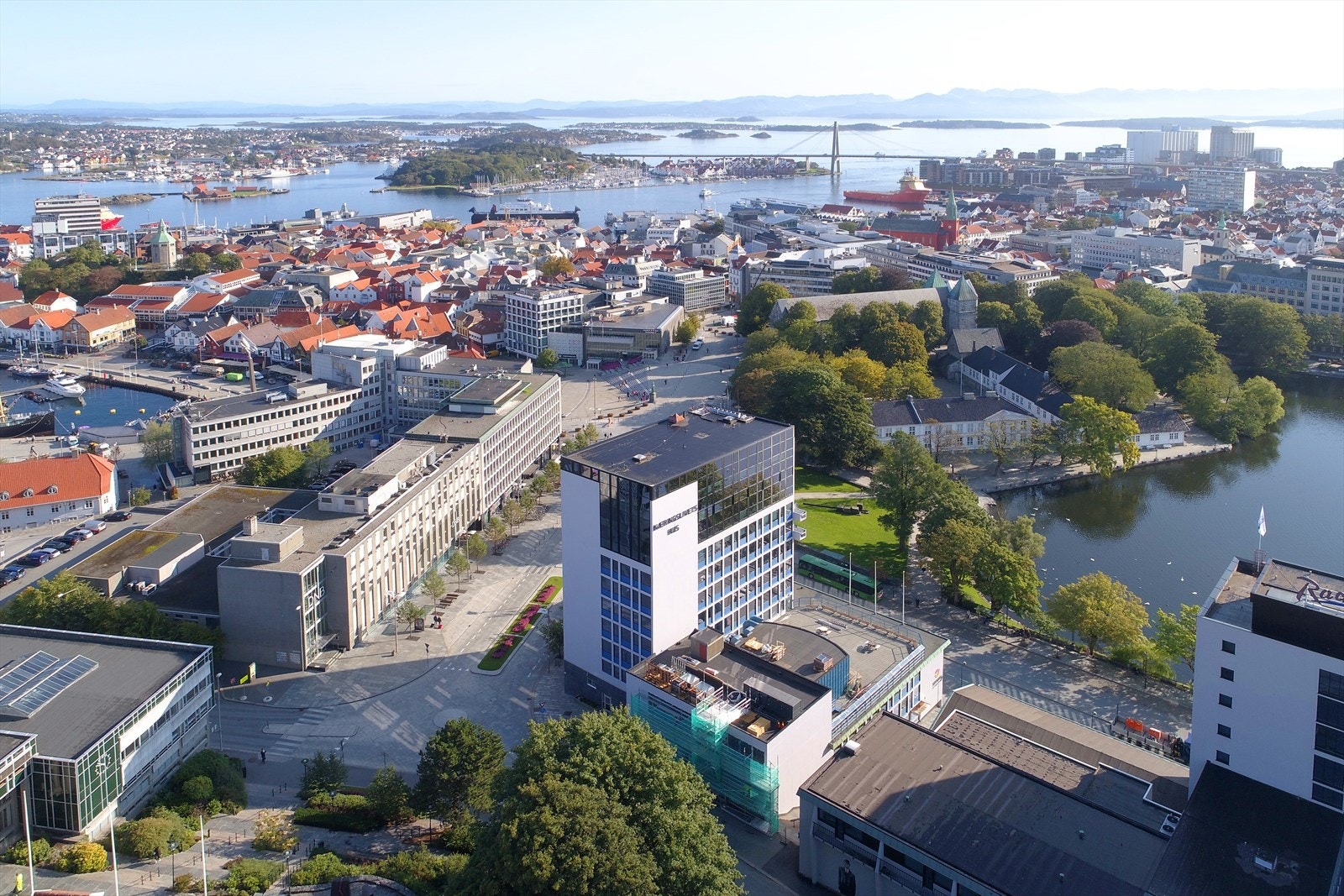 Oversikt mot øst Galleribilde