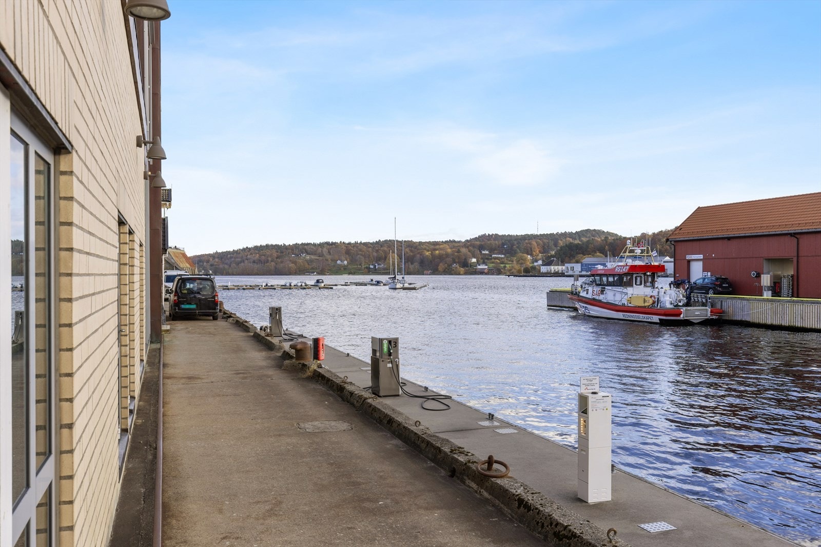 004_Meget sentral beliggenhet i Barbu rett ved sjøen..jpg Galleribilde