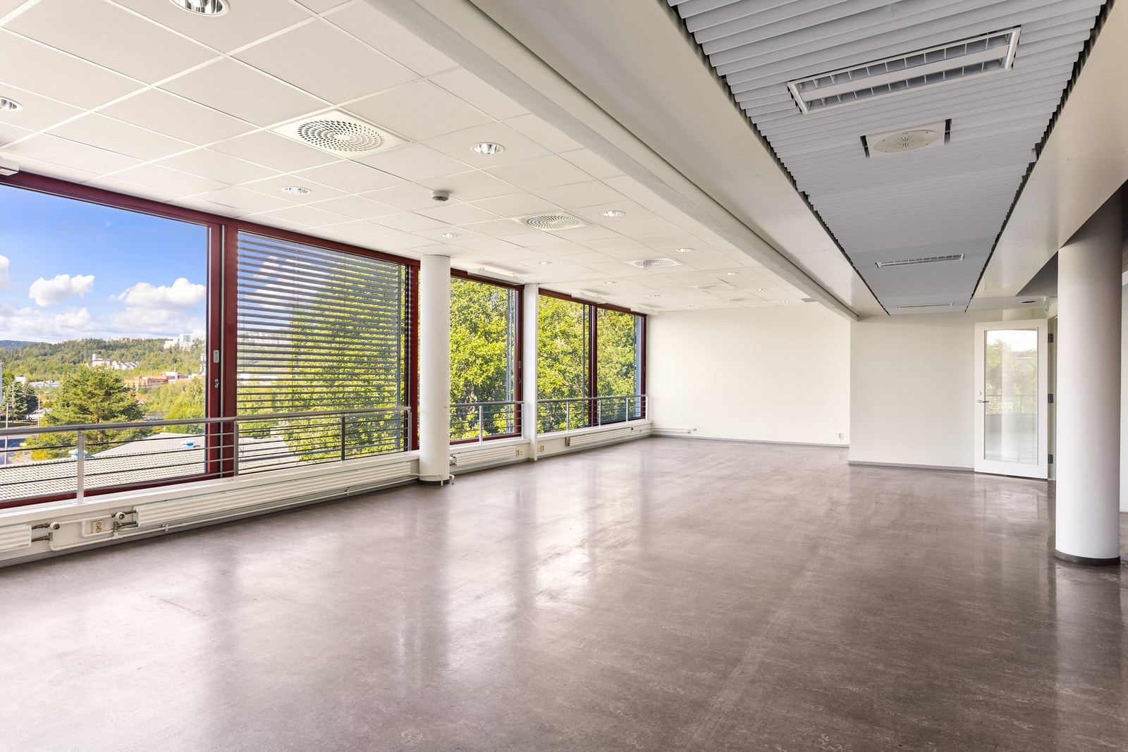 Lokalene kan innredes og tilpasses iht. leietakers ønsker og behov. Galleribilde