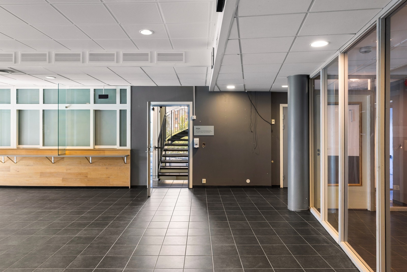 Lokalene kan innredes og tilpasses iht. leietakers ønsker og behov. Galleribilde