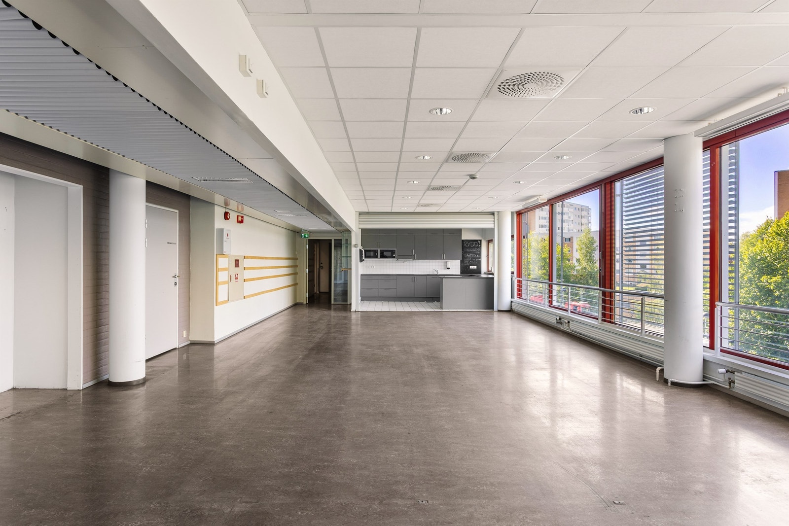 Lokalene kan innredes og tilpasses iht. leietakers ønsker og behov. Galleribilde