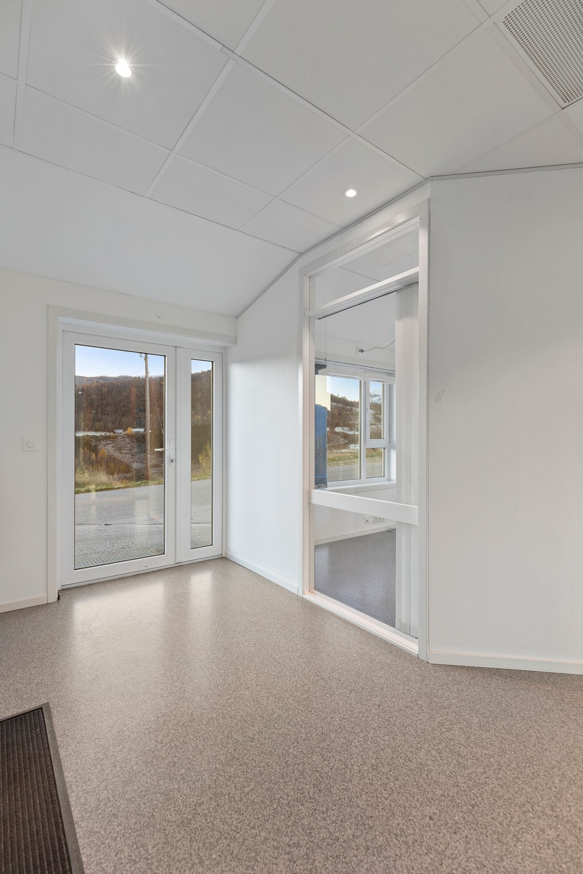 Bi-inngang til gangen Galleribilde