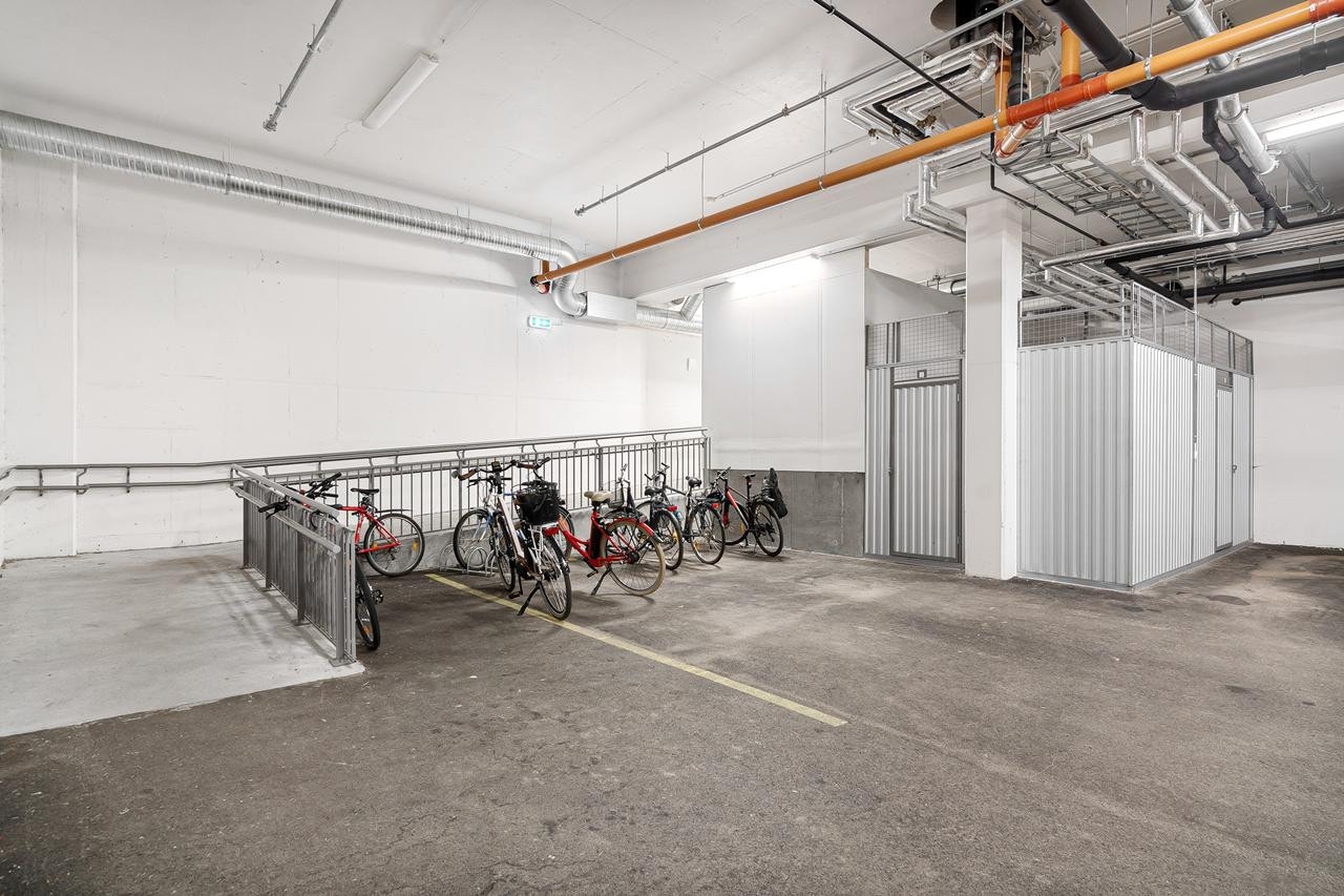 80garasje Galleribilde