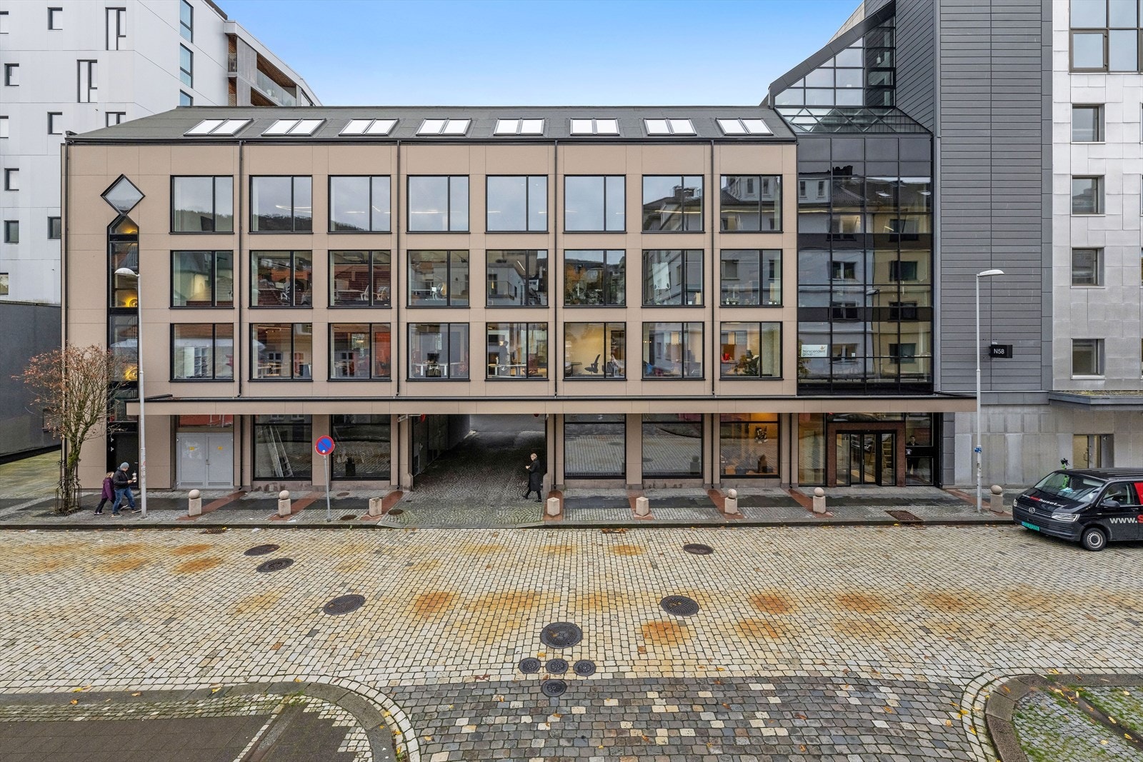 Nøstegaten 58 - totalrenovert kontorbygg med alle fasiliteter.