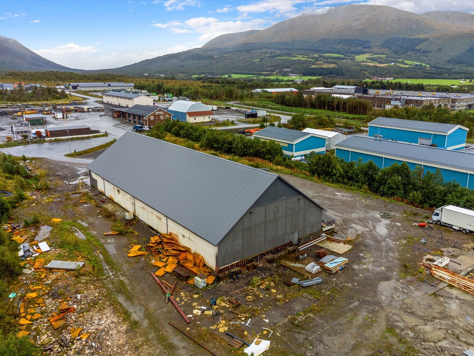 Bygningen er i stor grad som fra oppføringsåret, med en del gjenstående arbeid og etterhengende vedlikehold. Galleribilde