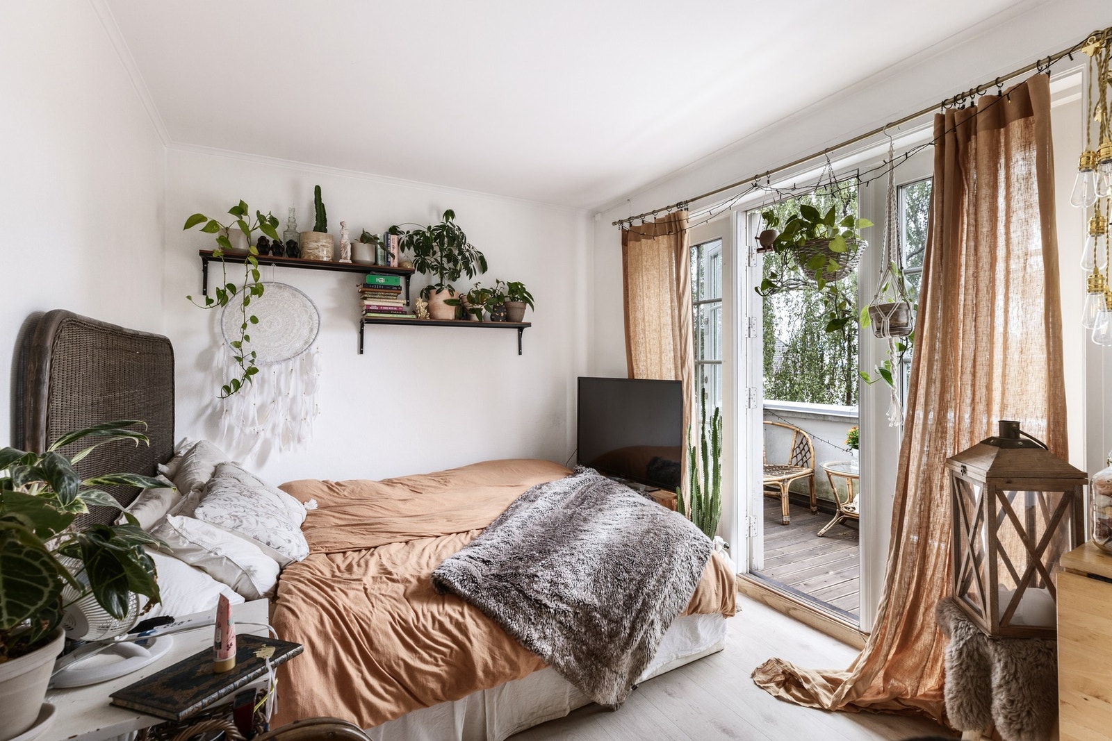 Fem av leilighetene er en 2-roms, mens de øvrige har mulighet for sengeløsning i stuene. Galleribilde