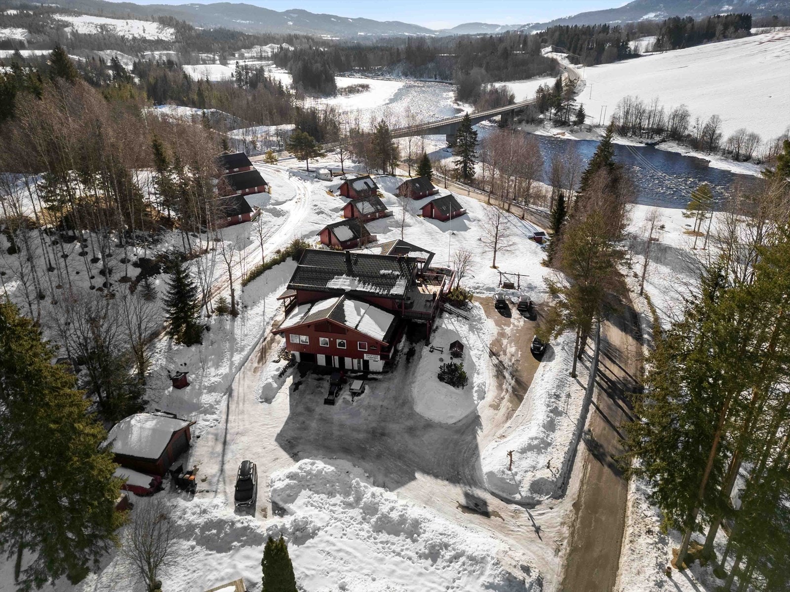 008.jpg Galleribilde