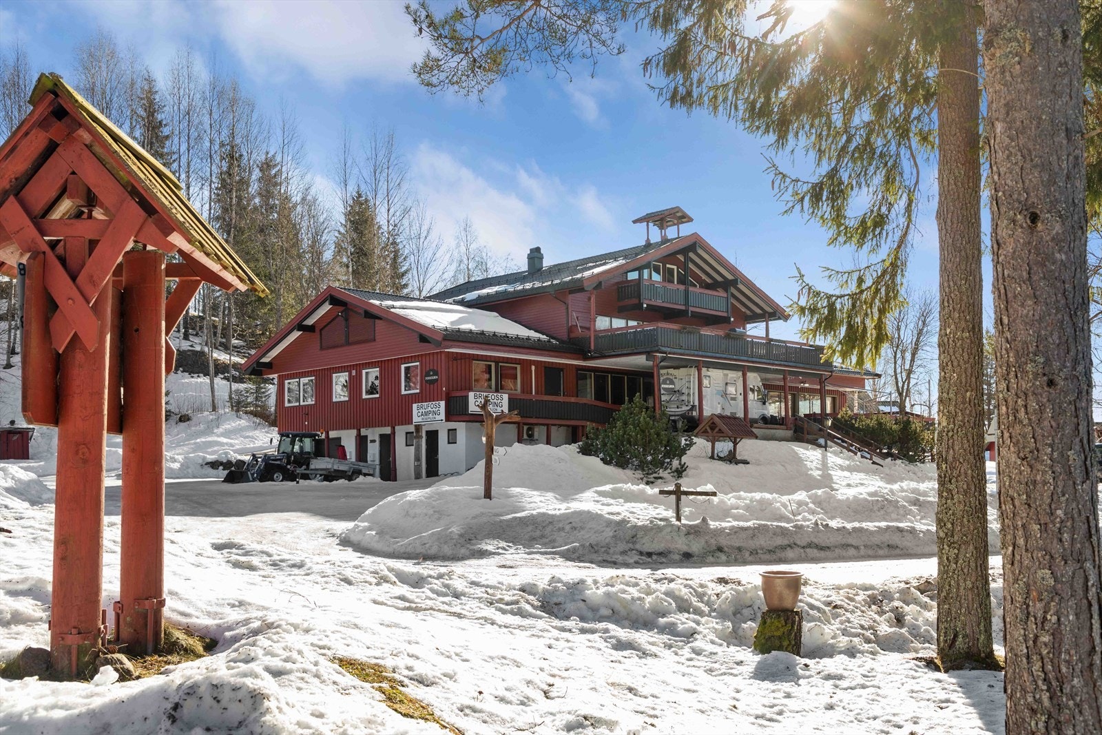 001.jpg Galleribilde