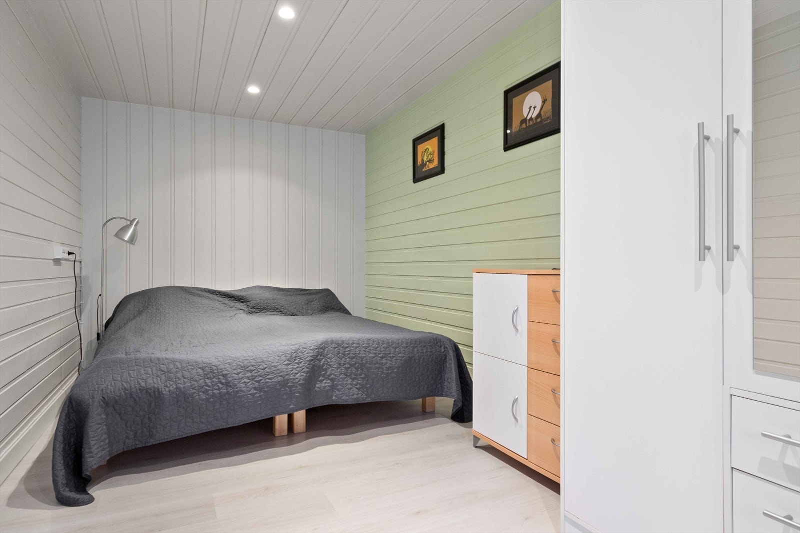 075.jpg Galleribilde