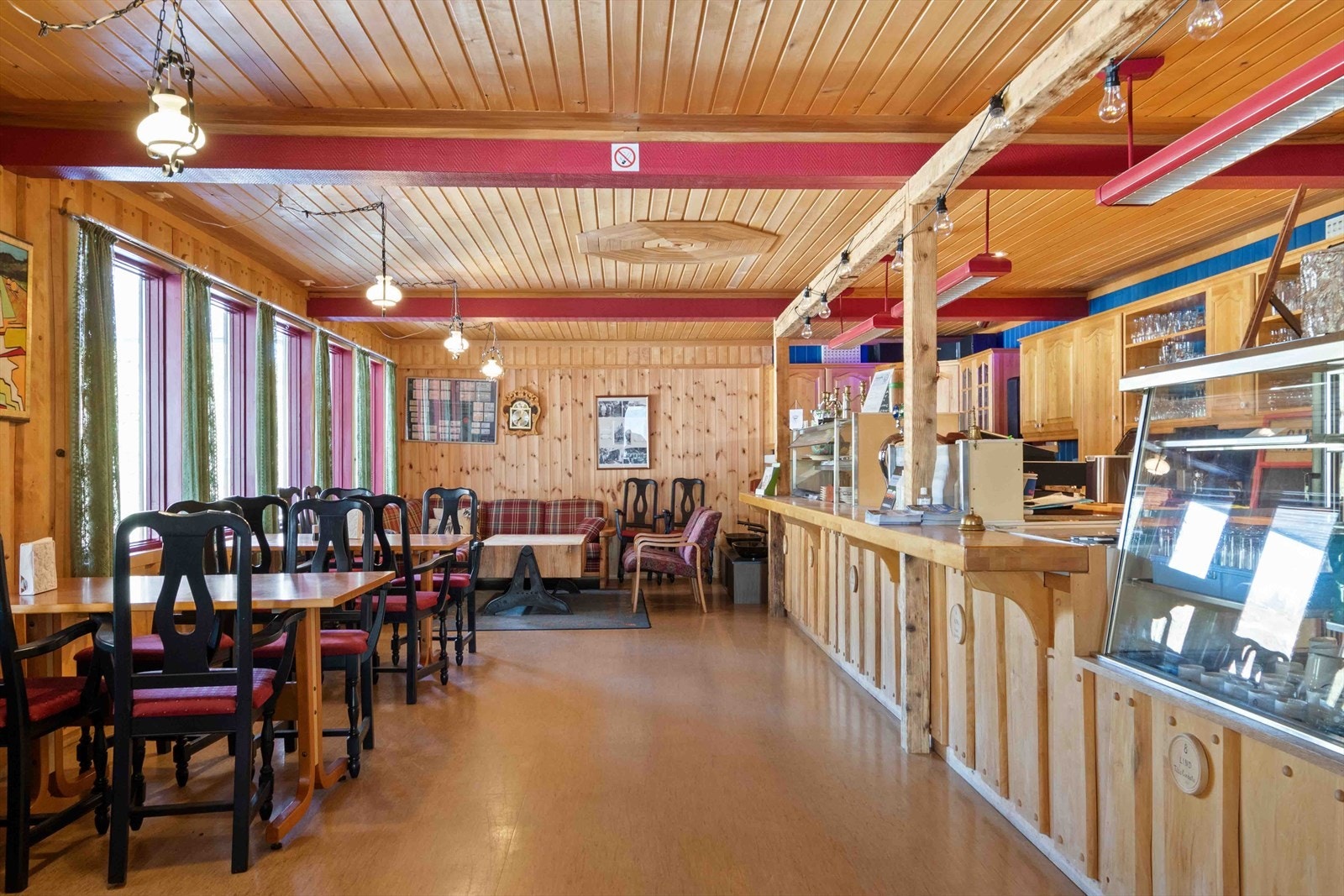 016.jpg Galleribilde