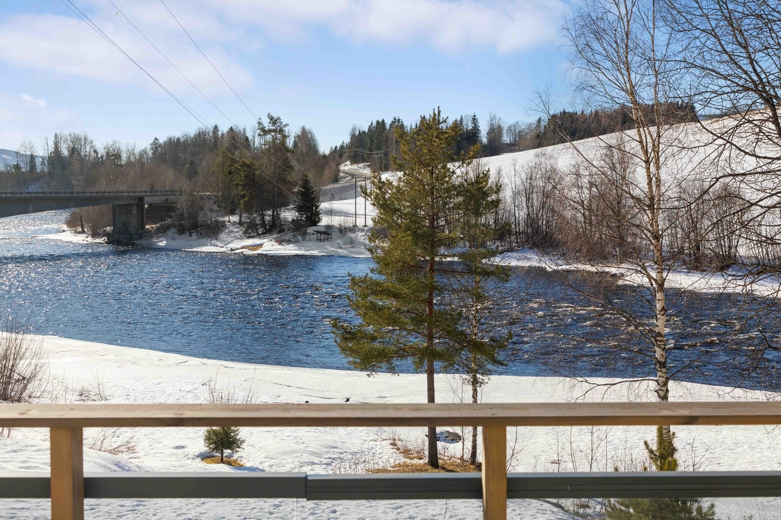 081.jpg Galleribilde