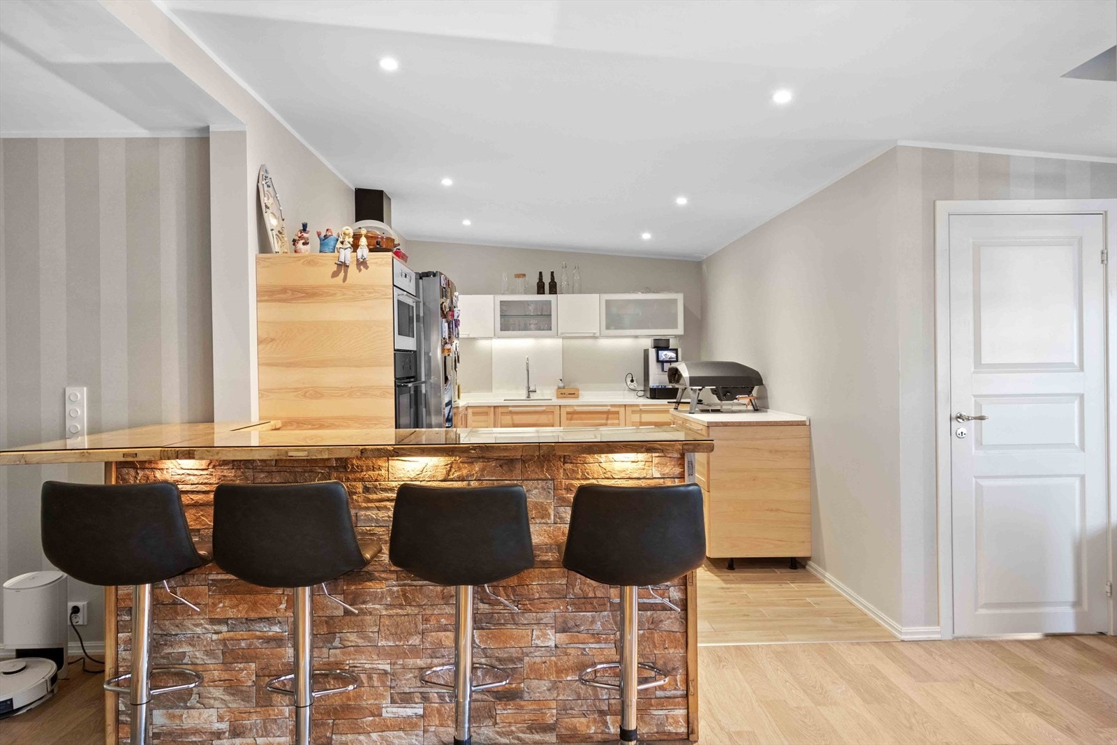 039.jpg Galleribilde