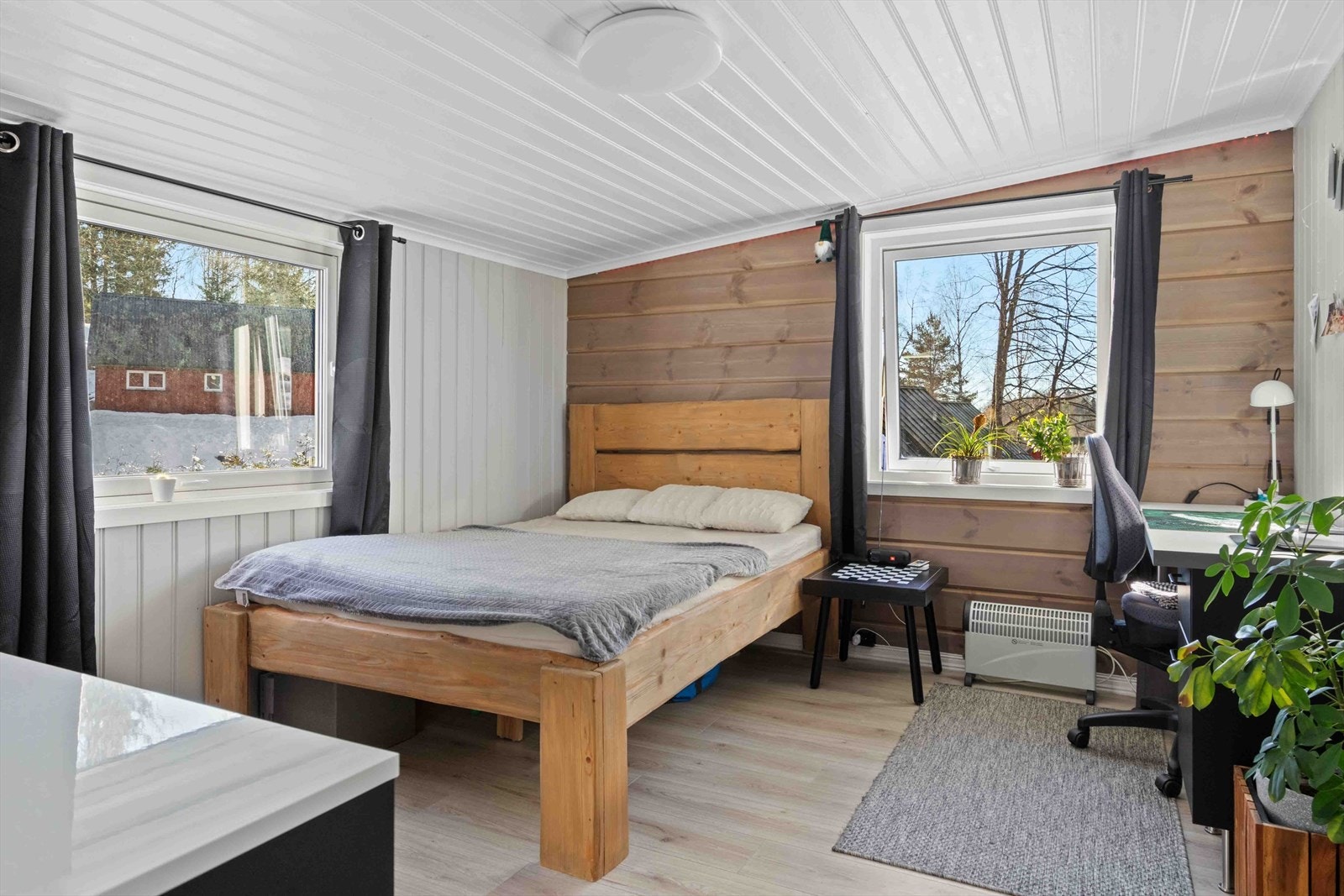 066.jpg Galleribilde