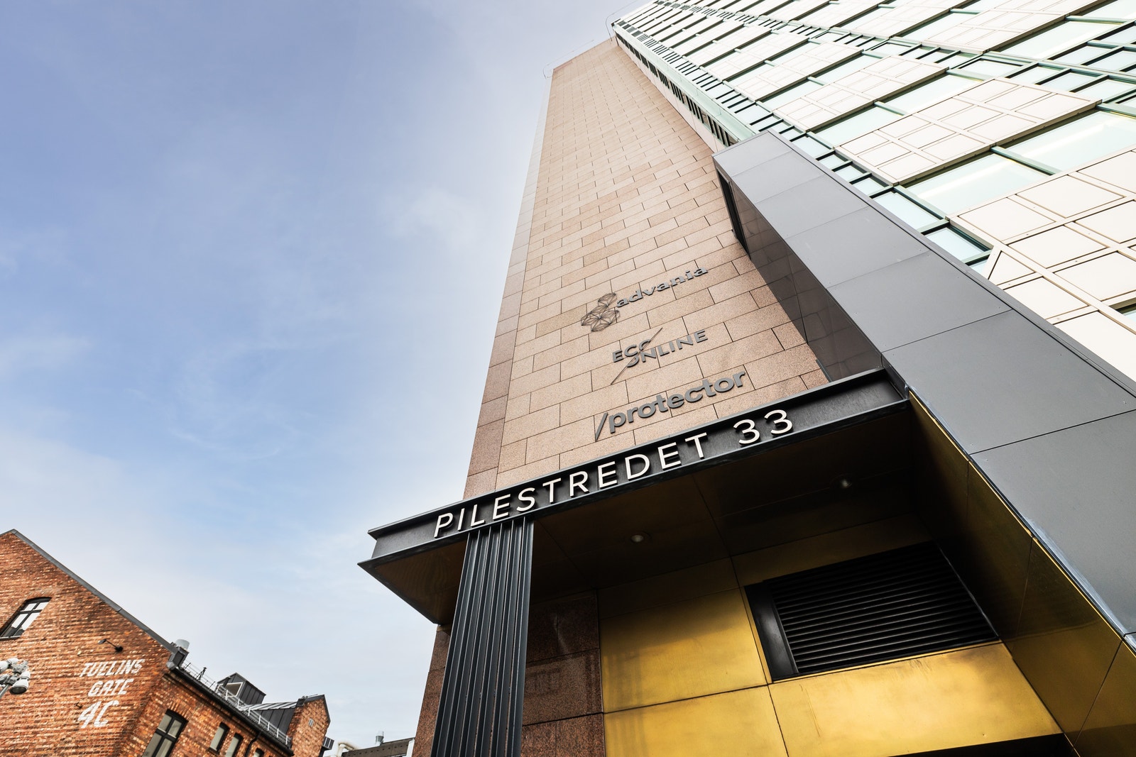 Pent opparbeidet inngangsparti. Galleribilde