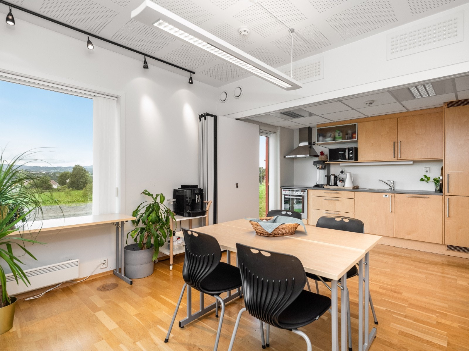 Kan deles av til møterom Galleribilde