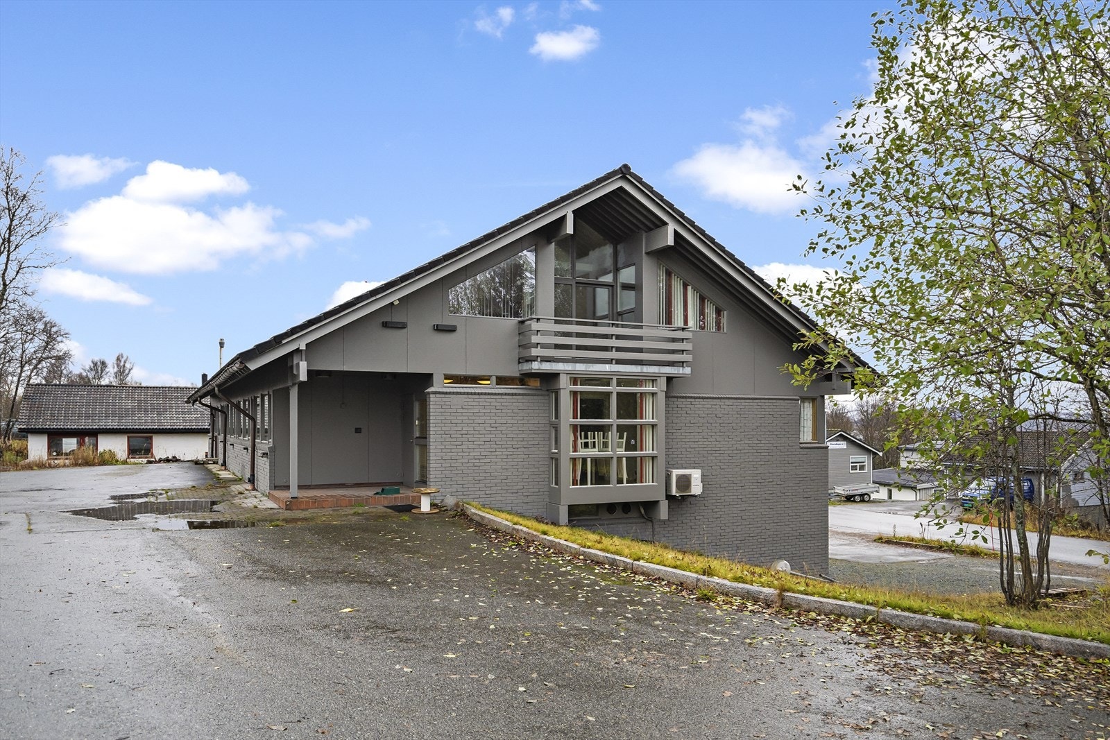 Bygget er nylig malt utvendig Galleribilde