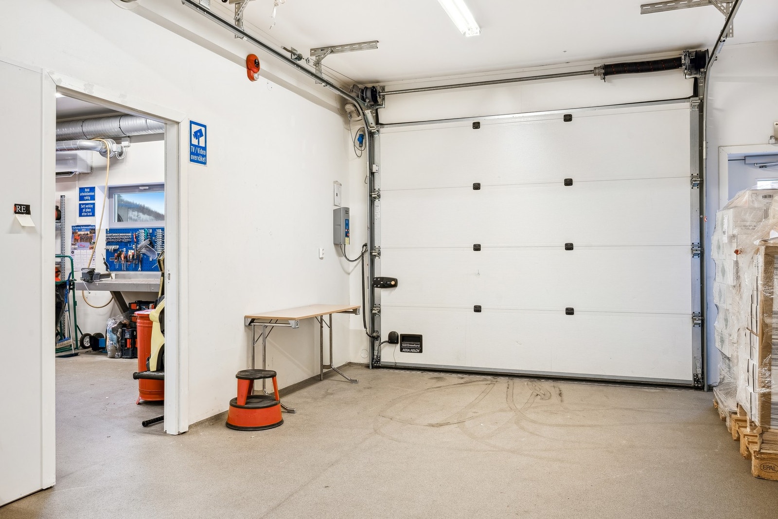 Varemottak Galleribilde