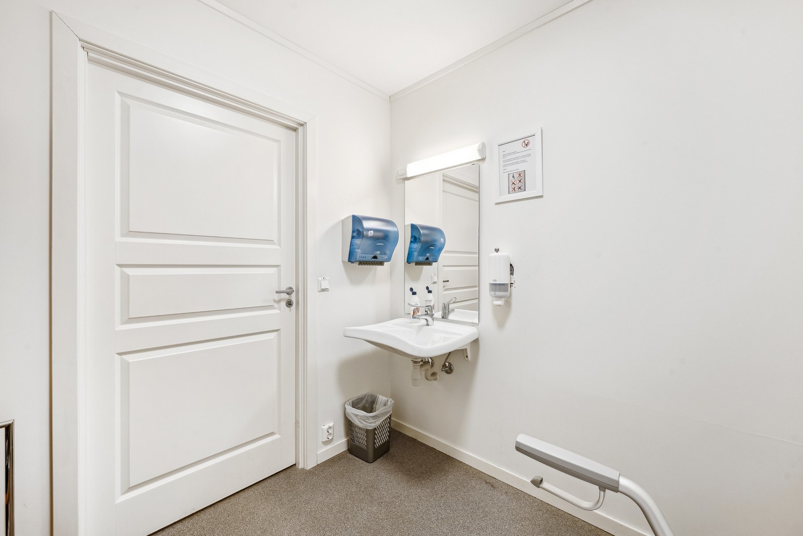 Wc garderobe Galleribilde