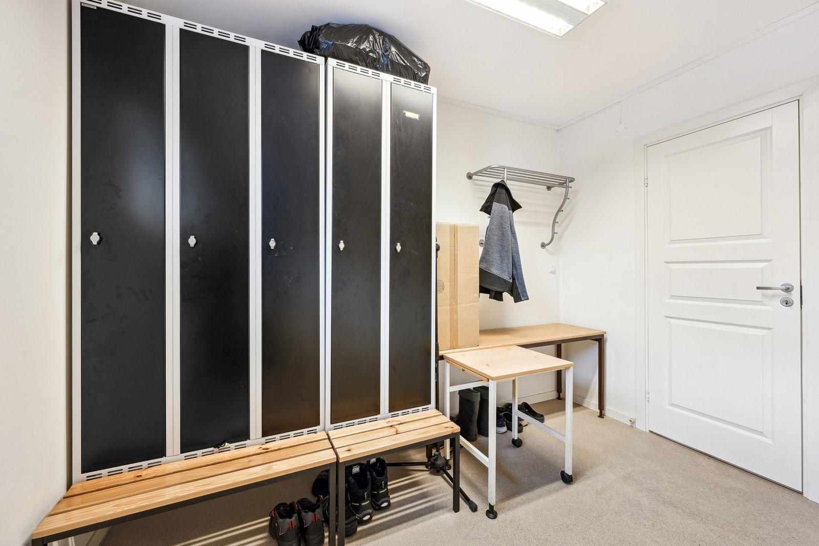 Garderobe Galleribilde