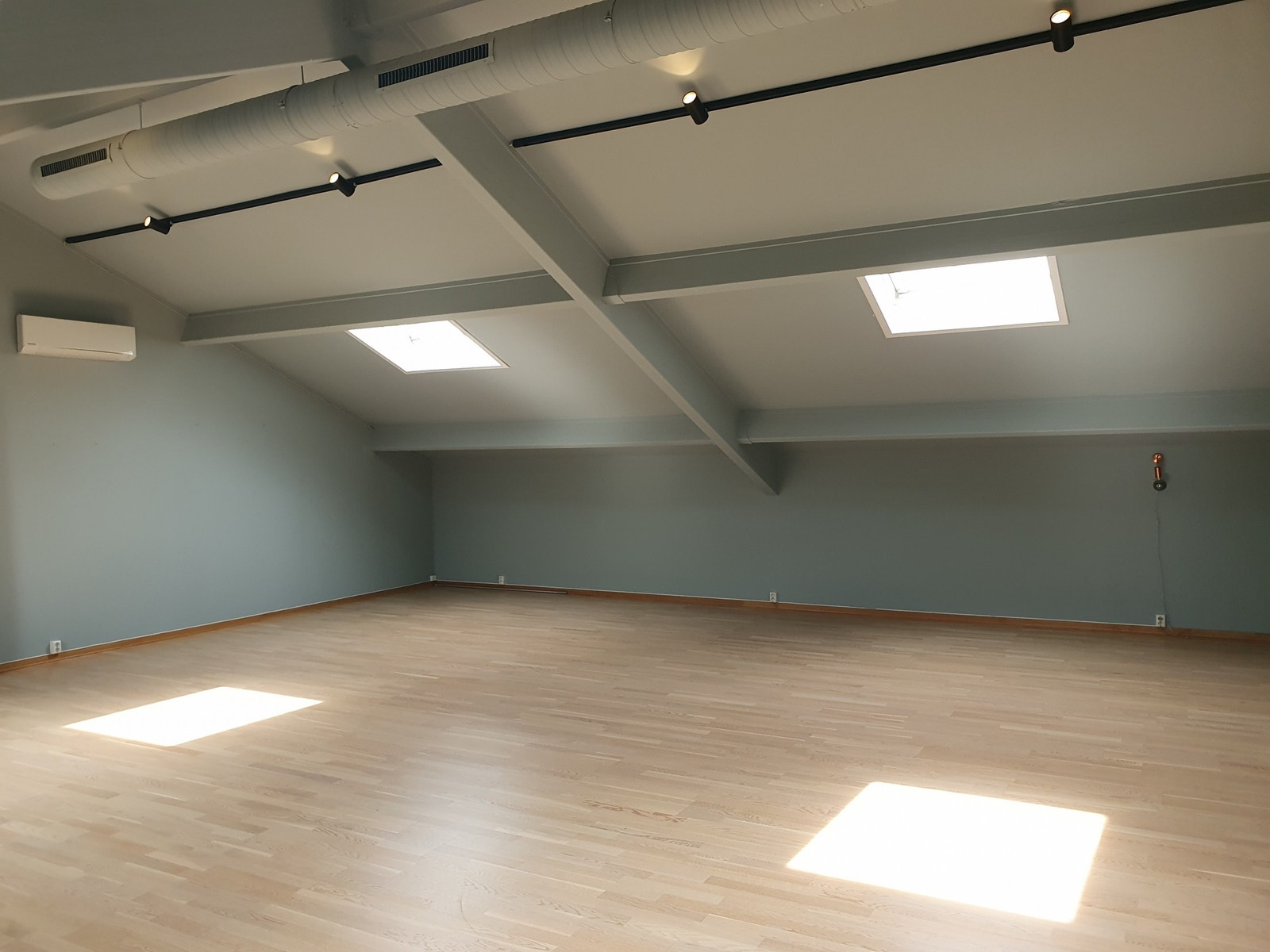 Yoga-studio mot øst Galleribilde