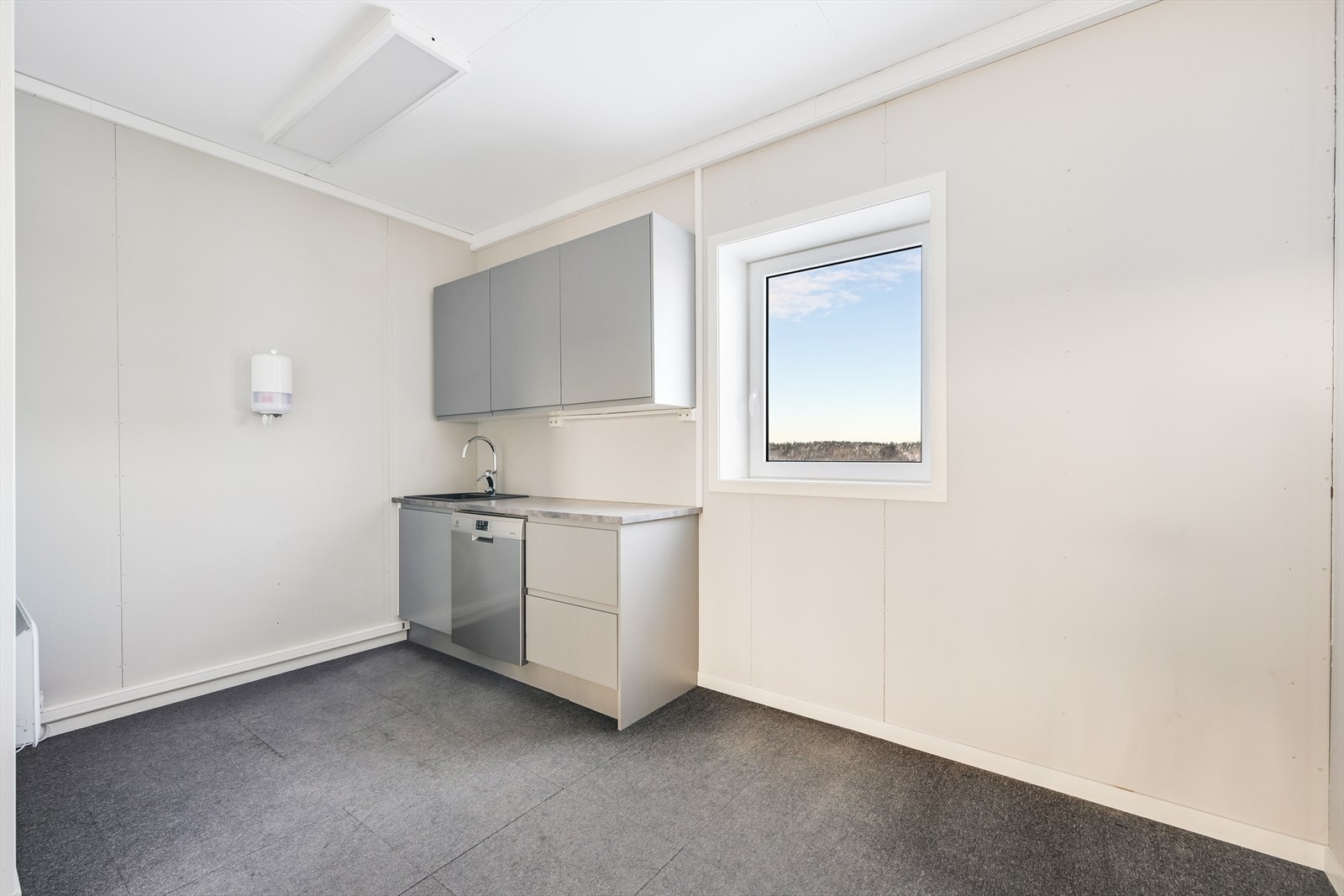 Møterom/spiserom med kjøkken Galleribilde