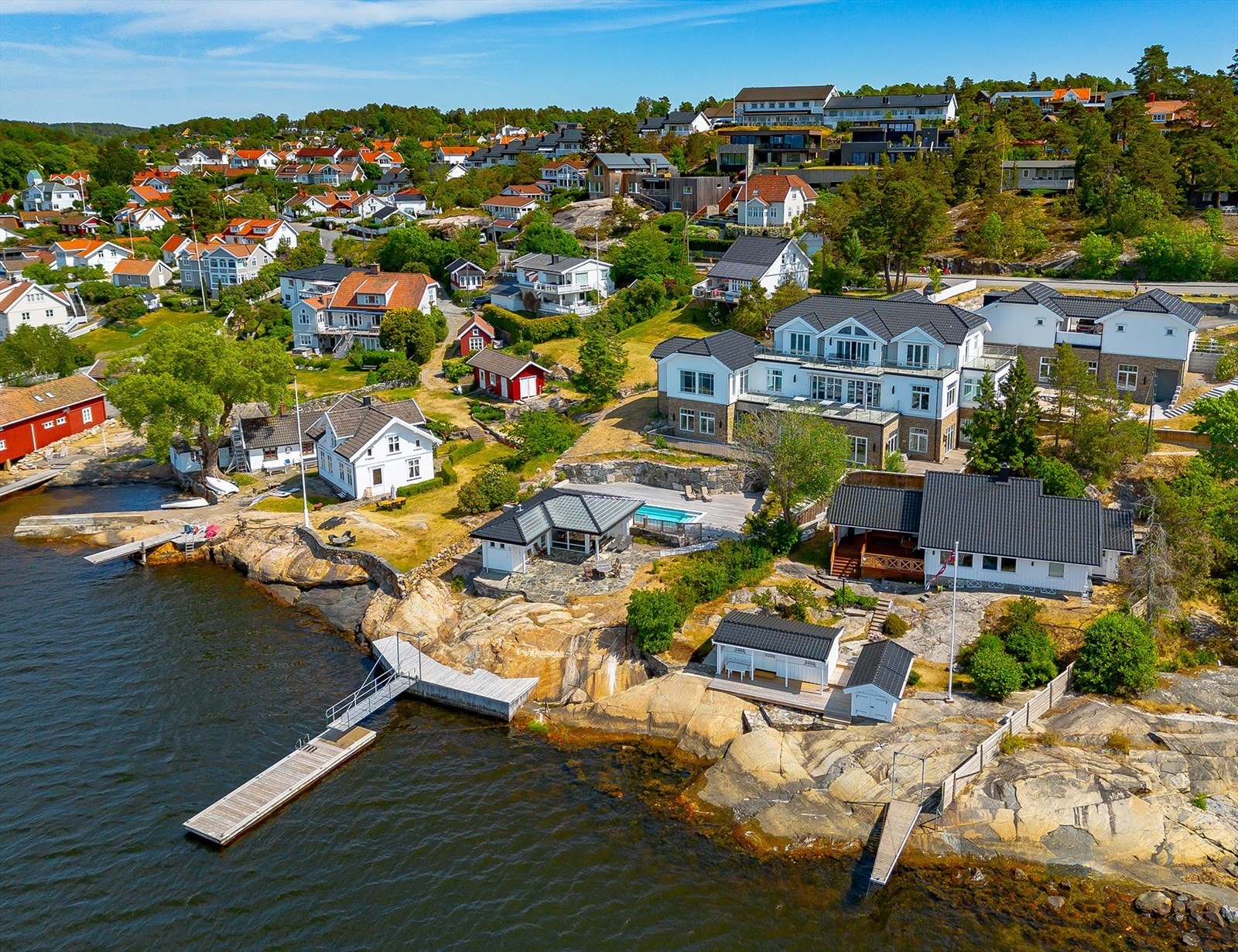 Eiendommen fra vest Galleribilde