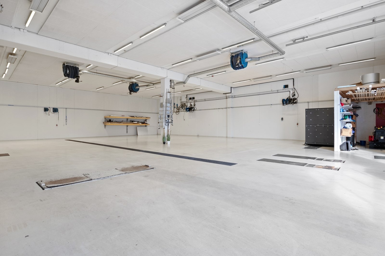 Verksted Galleribilde