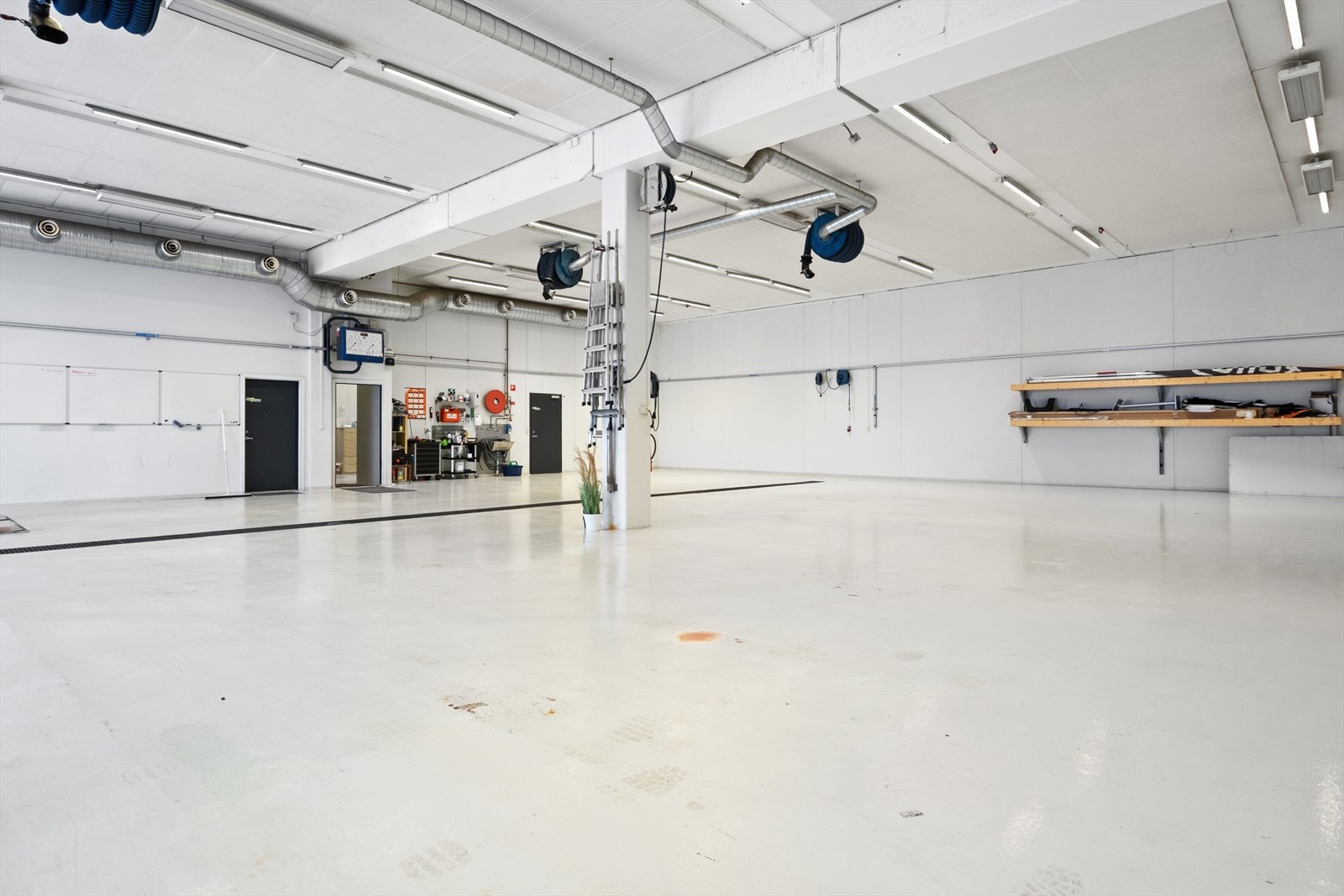 Verksted Galleribilde