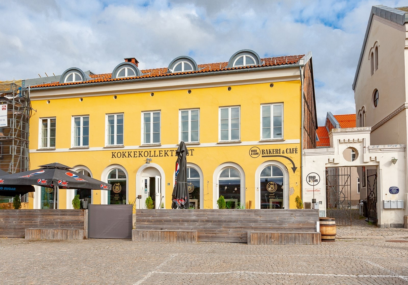 Torget 5 fasade Galleribilde