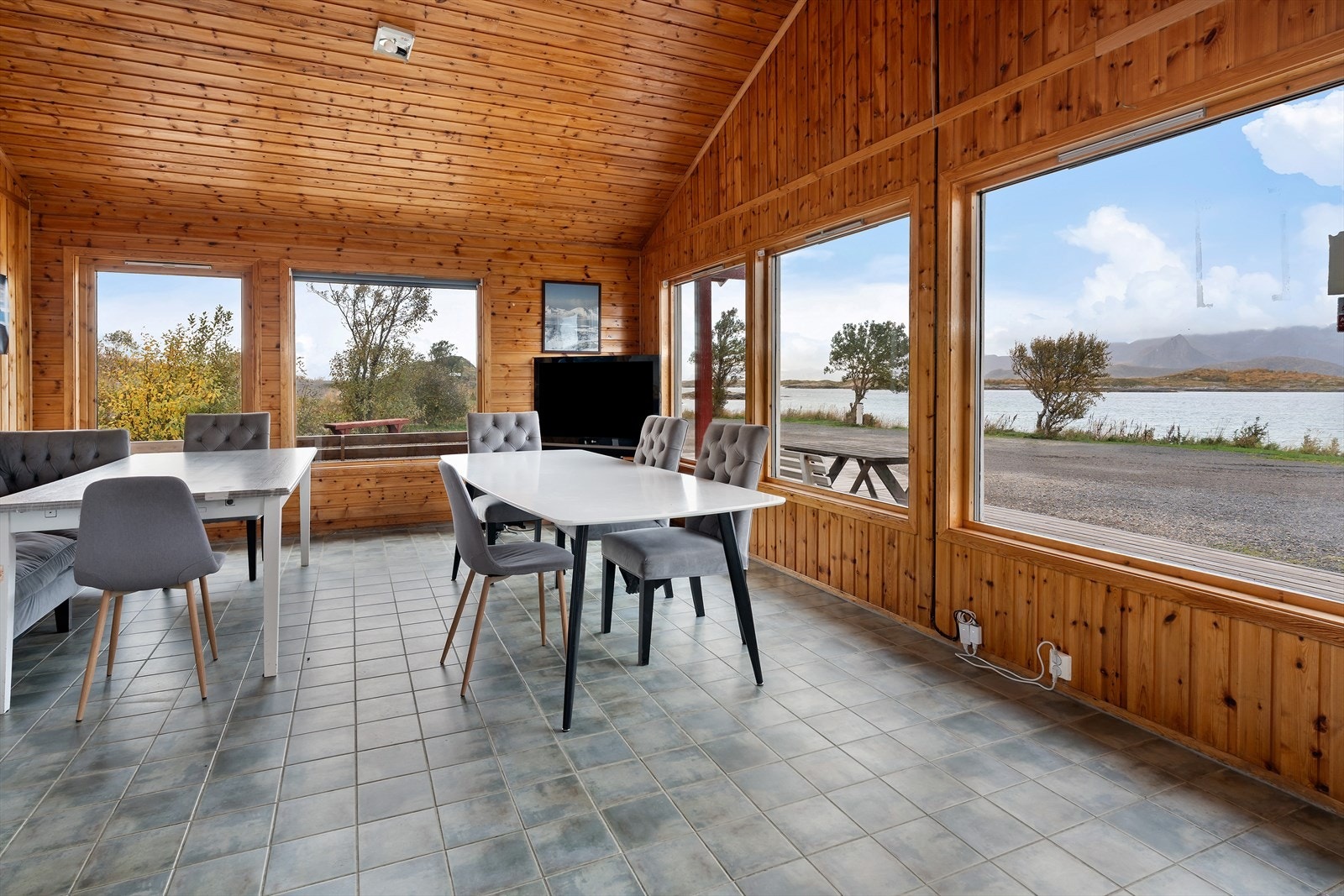 Servicebygg II Galleribilde