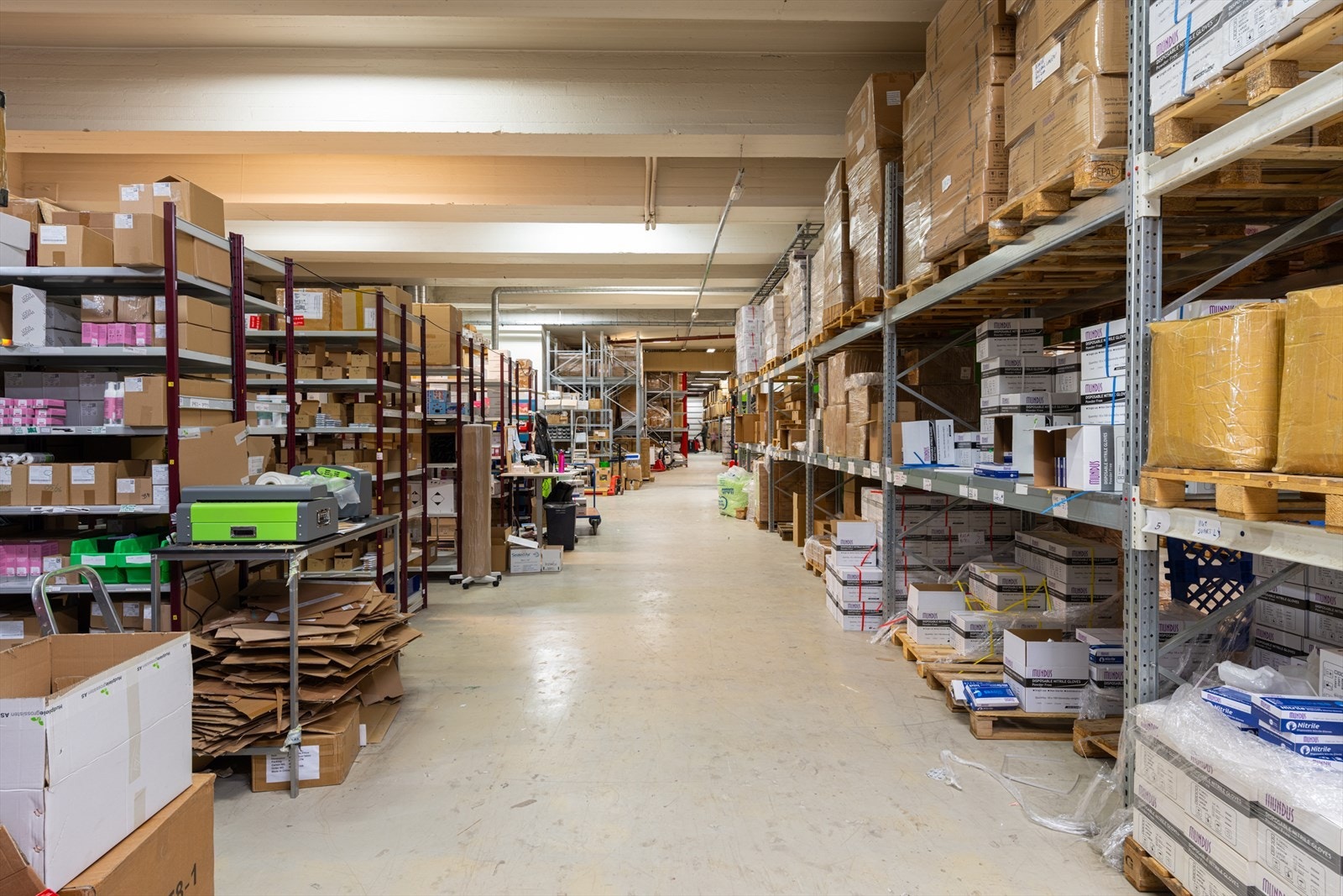 Lager/produksjonslokale med takhøyde på 470 cm Galleribilde