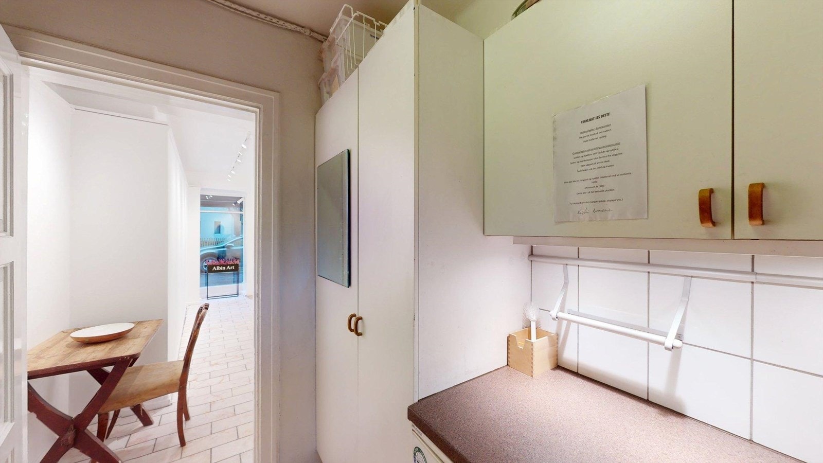 Lokale 2 BTA 28 kvm. Galleribilde