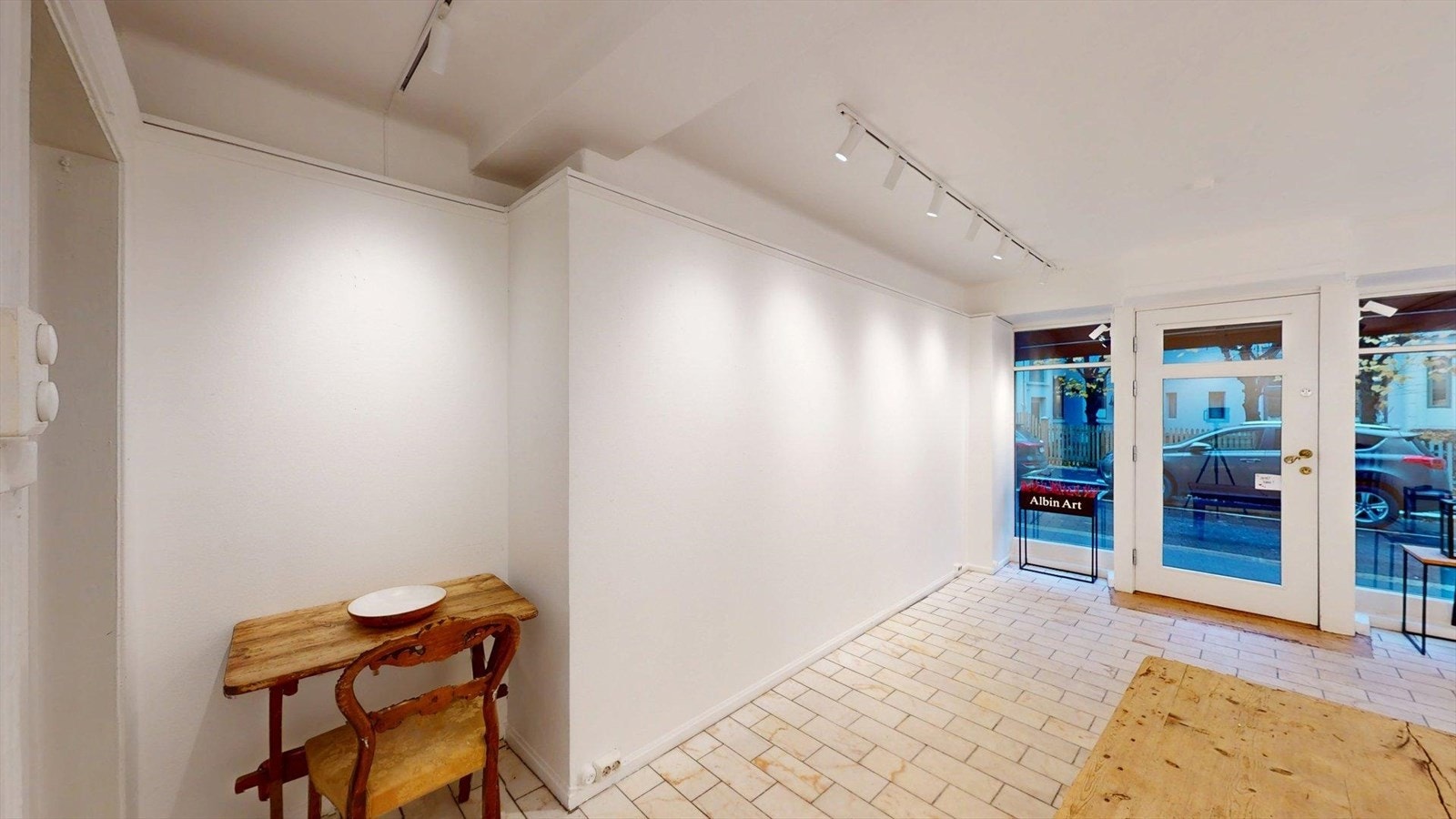 Lokale 2 BTA 28 kvm. Galleribilde