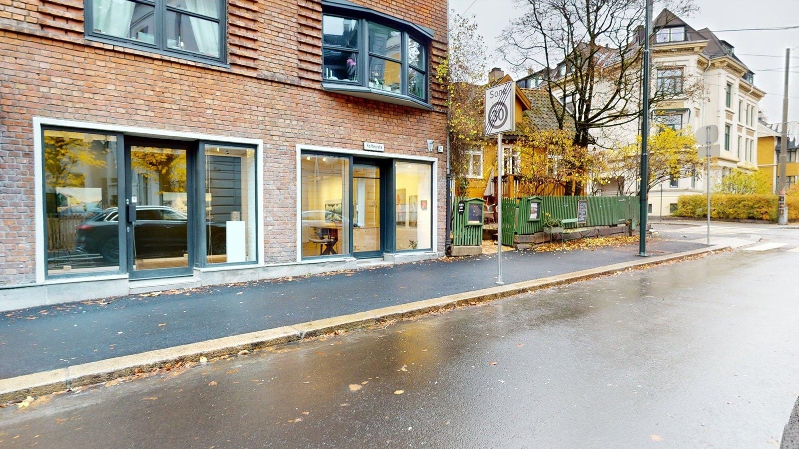 Vinduer Lokale 1 BTA 85 kvm. Galleribilde