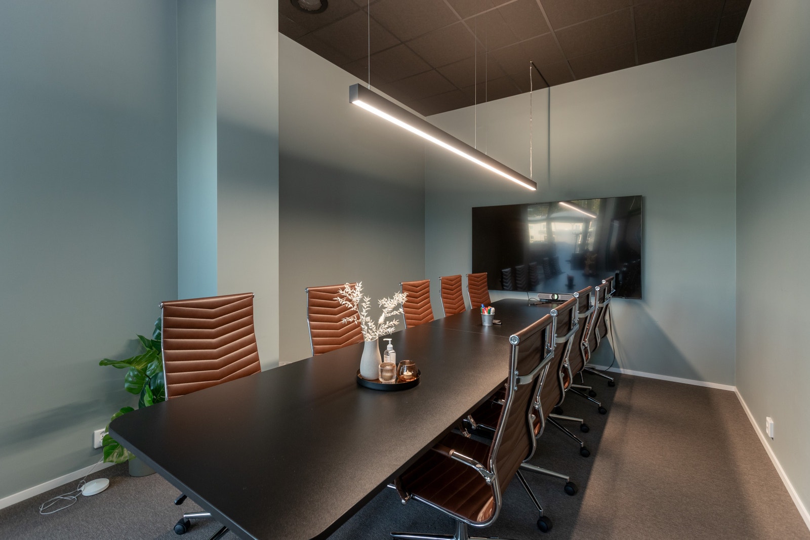 Meget pene og moderne kontorlokaler med høy standard og energieffektive løsninger Galleribilde