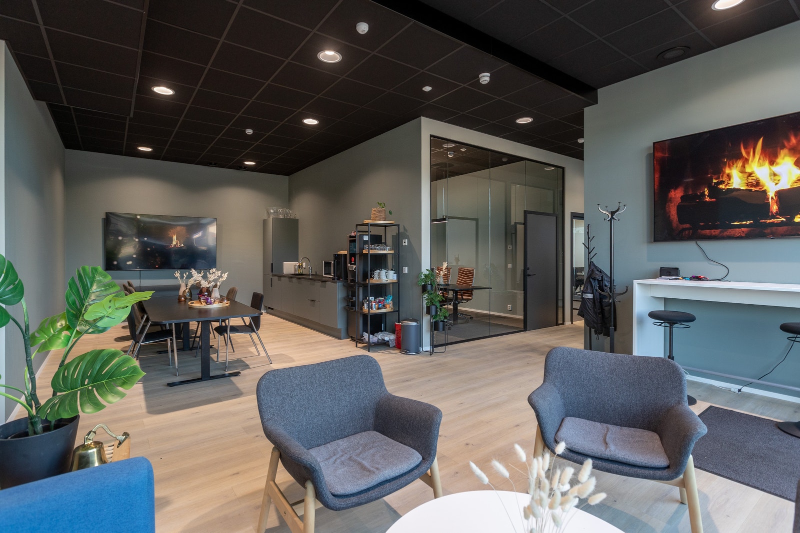 Lokalet har eget kjøkken samt spiseplass Galleribilde