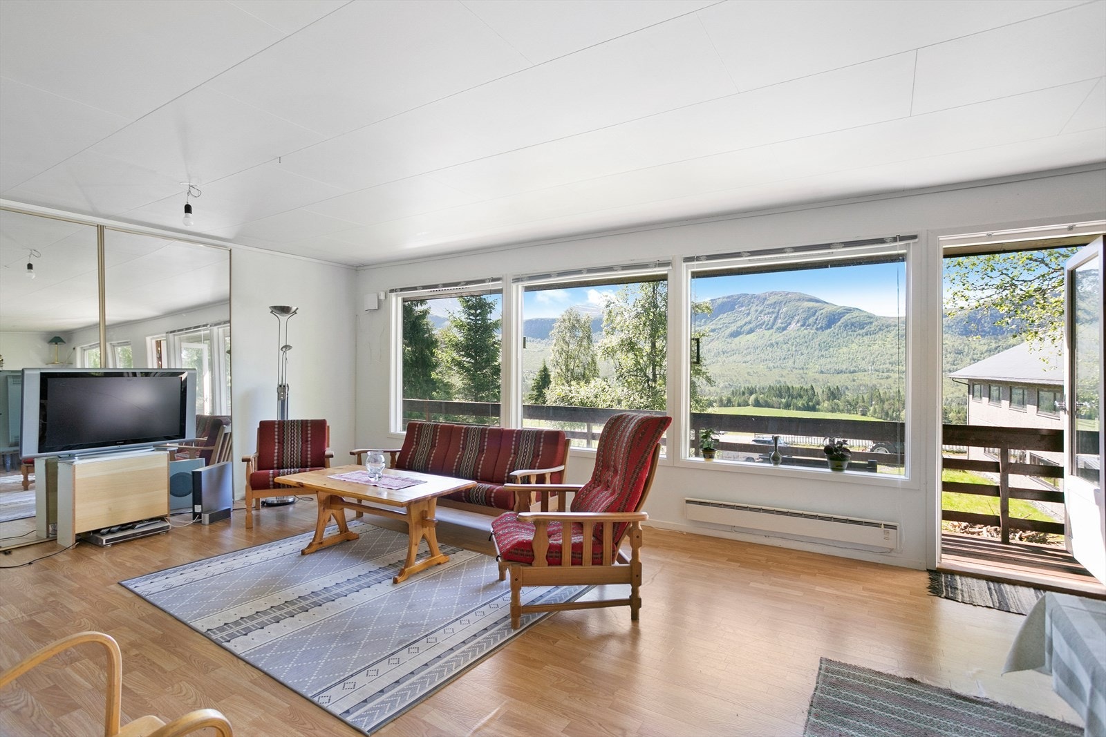 objpict_644245269118_0.jpg Galleribilde