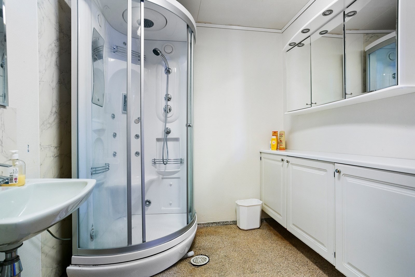 objpict_644245269131_0.jpg Galleribilde