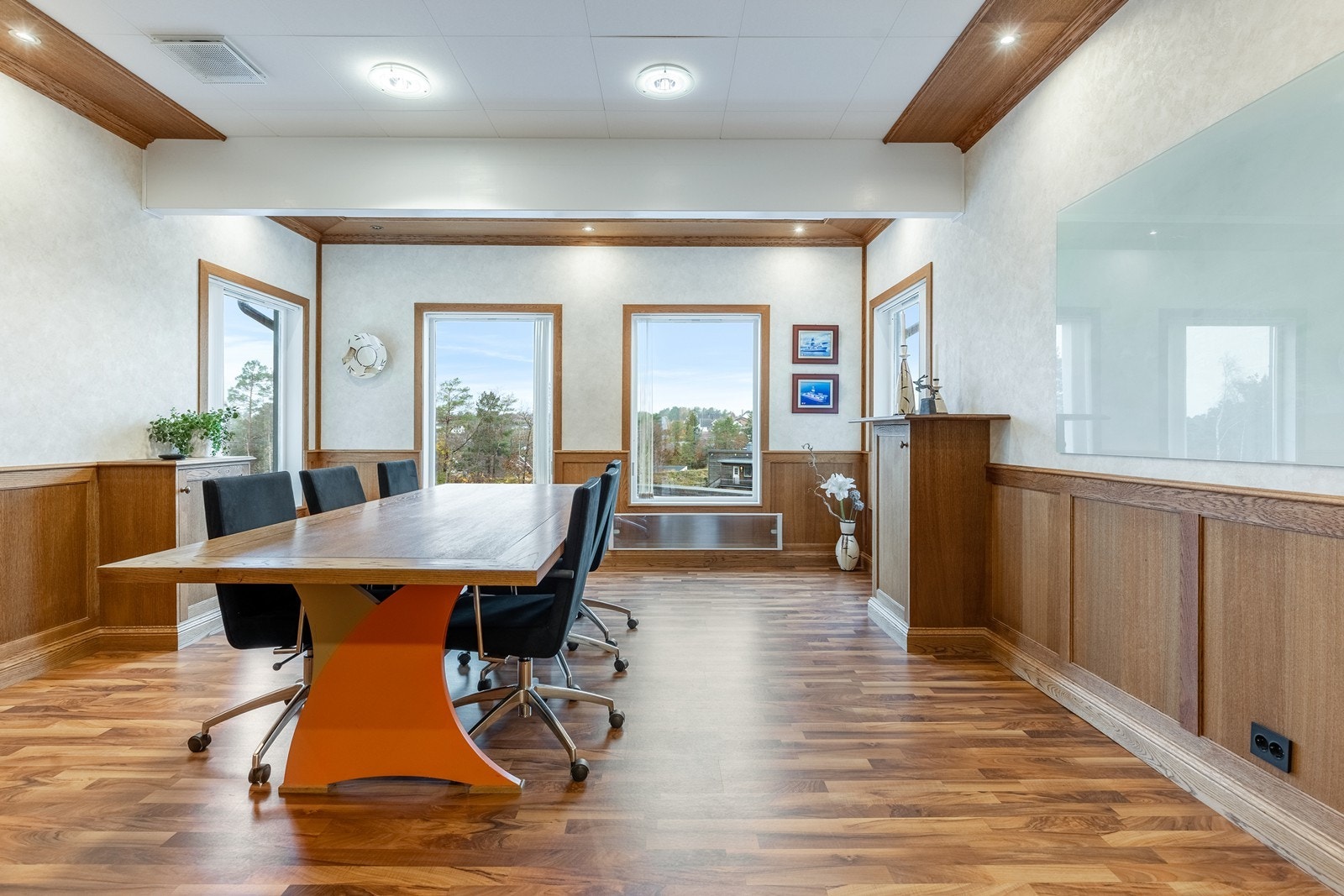 Møterom. Galleribilde