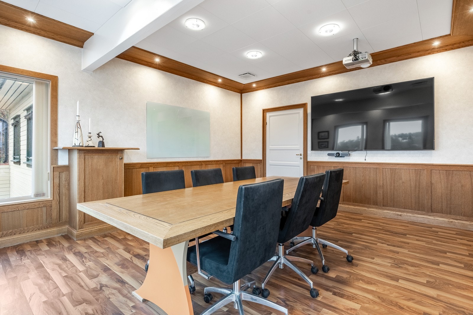 Møterom. Galleribilde