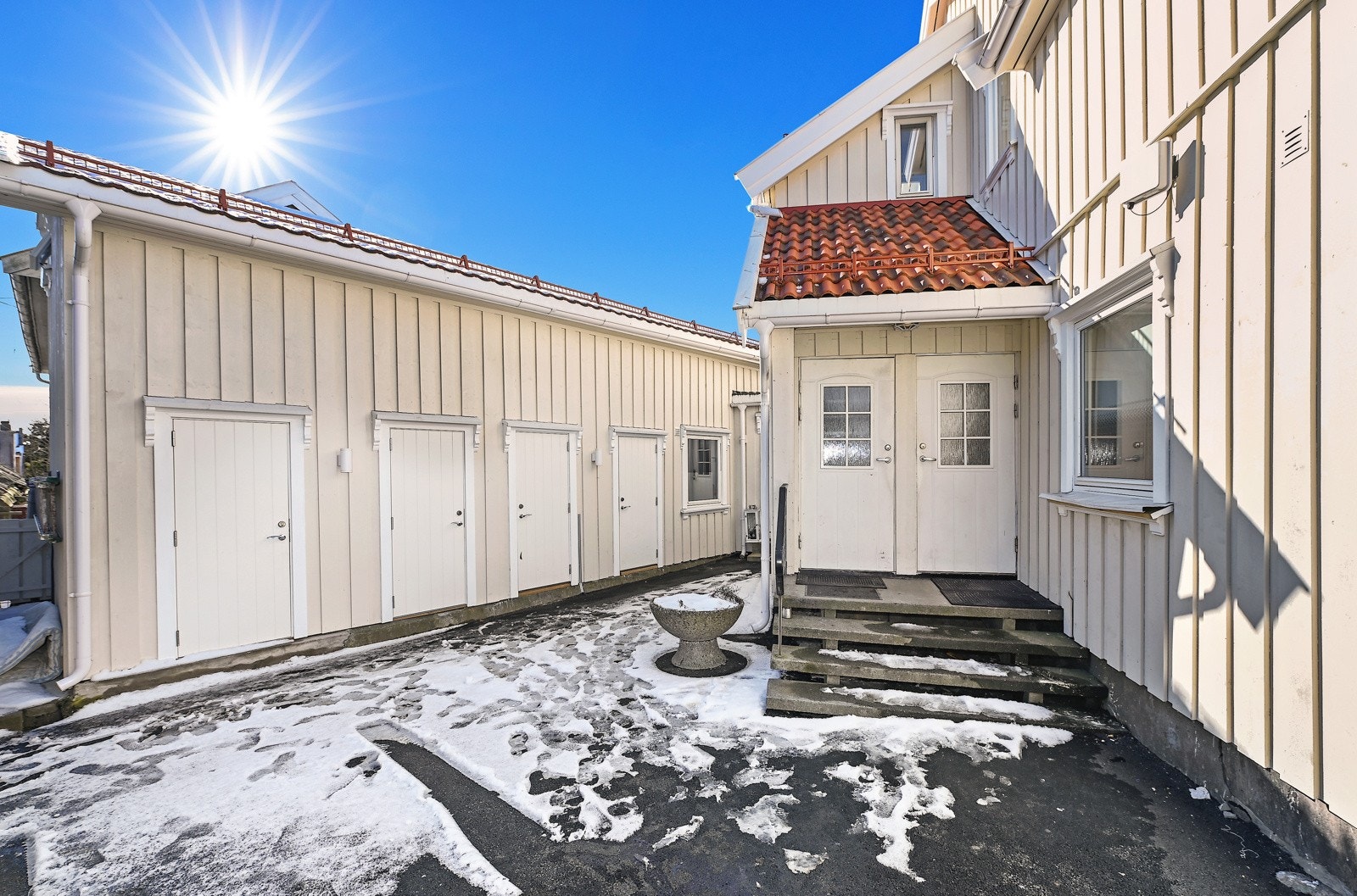 Det medfølger egen sportsbod til hver leilighet. Galleribilde