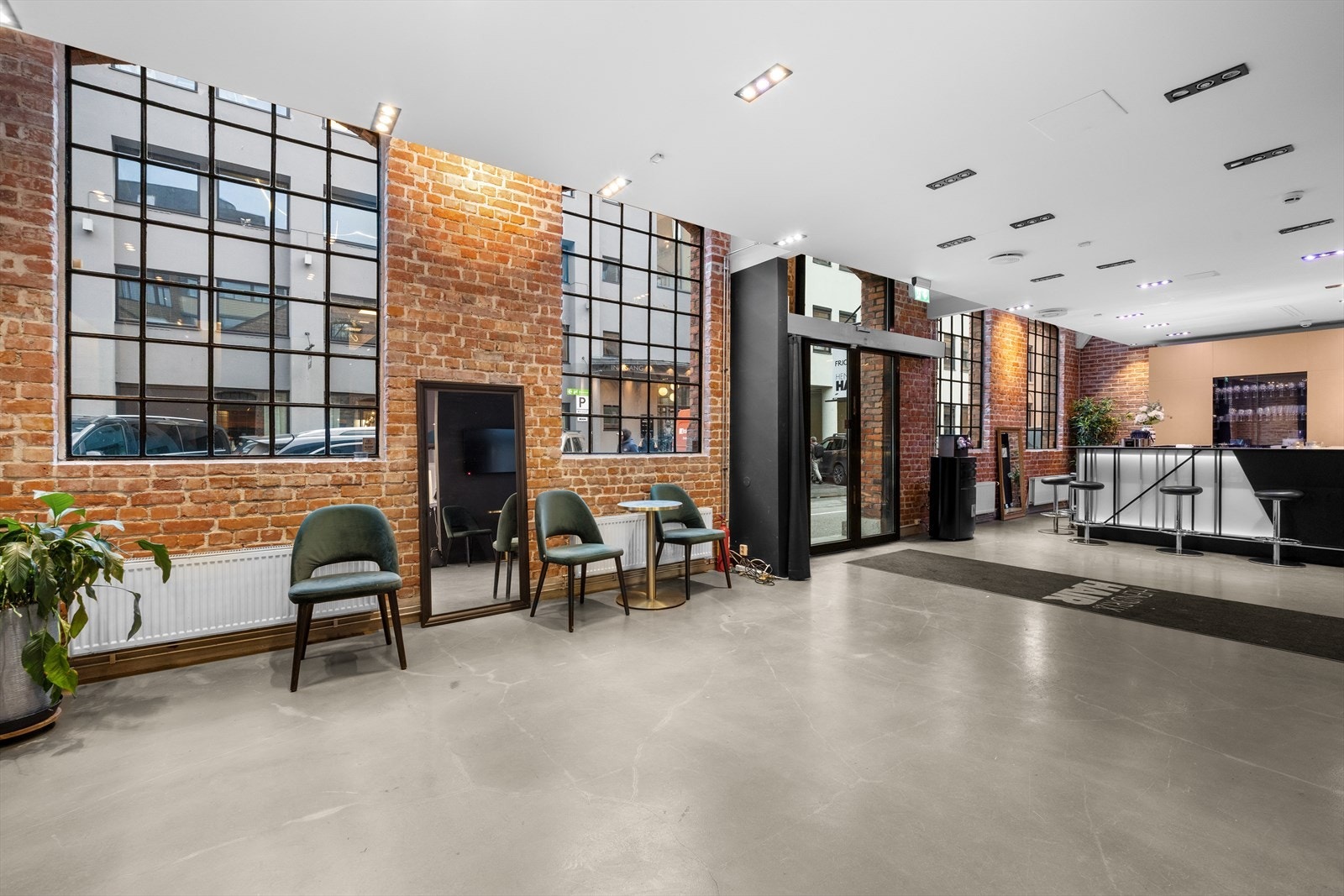 Karenslyst Alle 18 Galleribilde