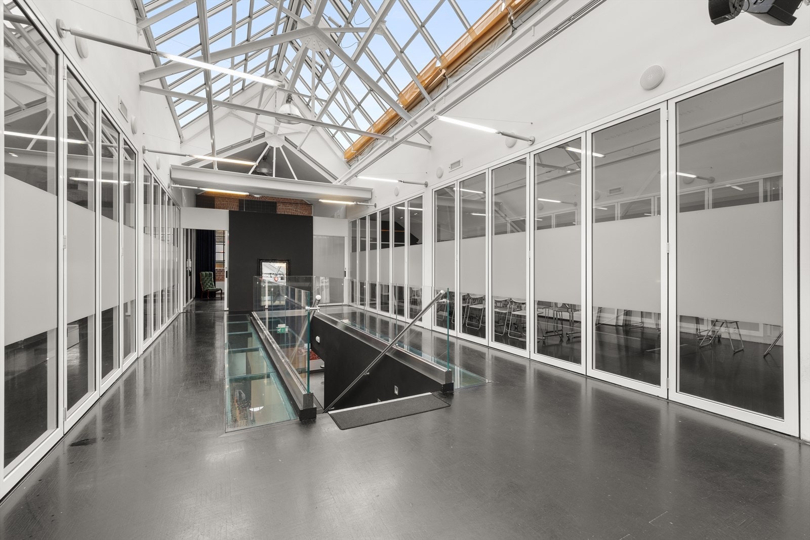 Karenslyst Alle 18 Galleribilde